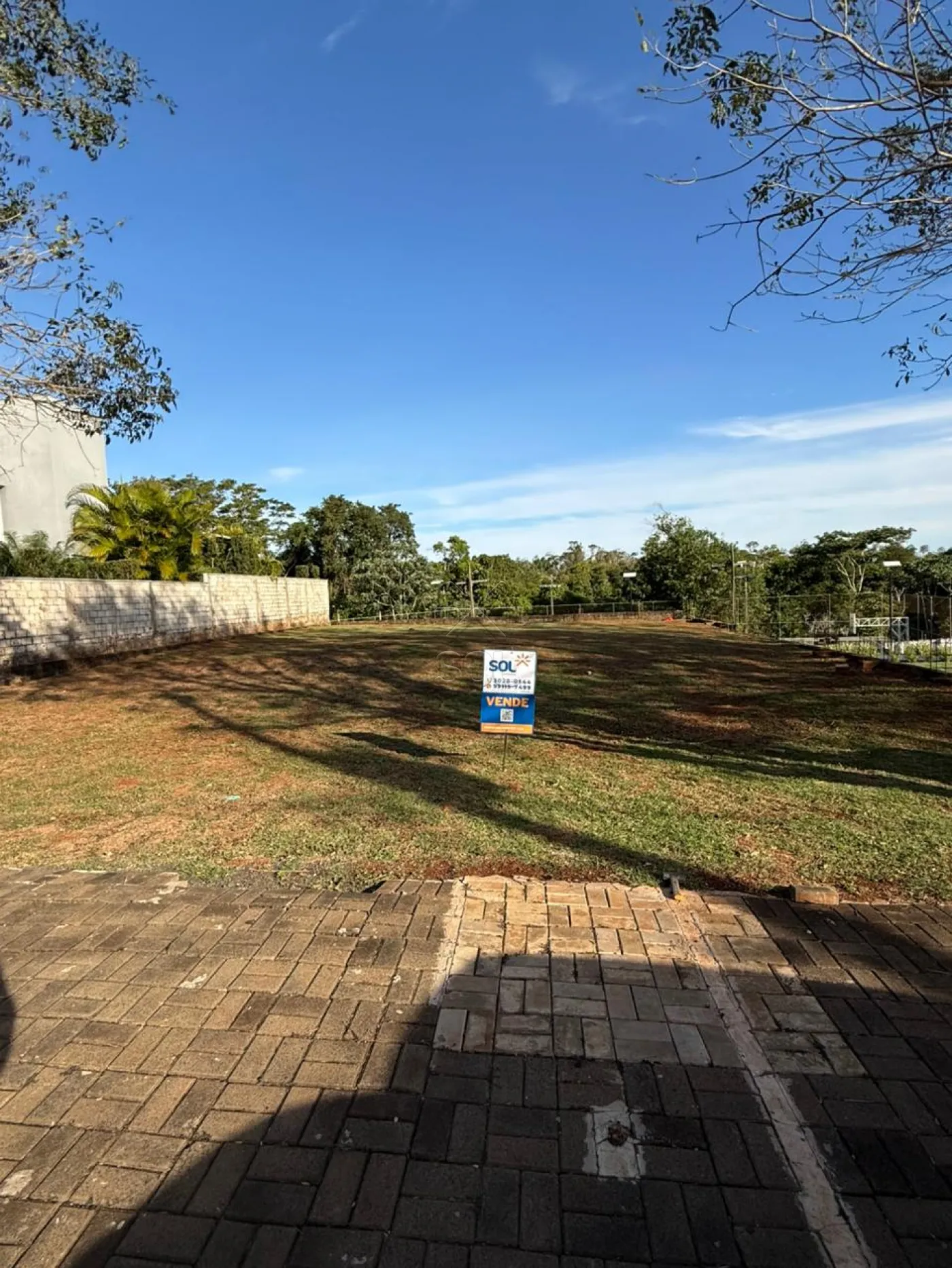 Terreno à venda no Condomínio Dom Olívio em Foz do Iguaçu/PR - 378,08m²