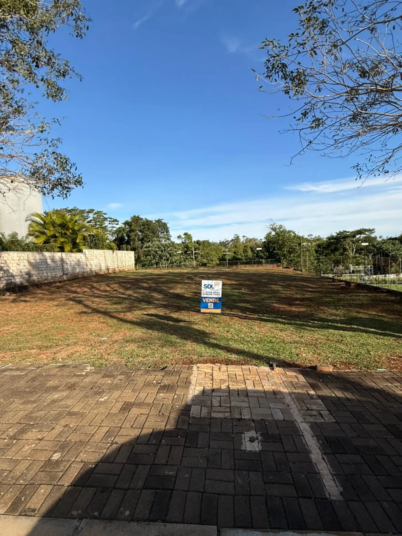 Terreno à venda no Condomínio Dom Olívio em Foz do Iguaçu/PR - 378,08m²