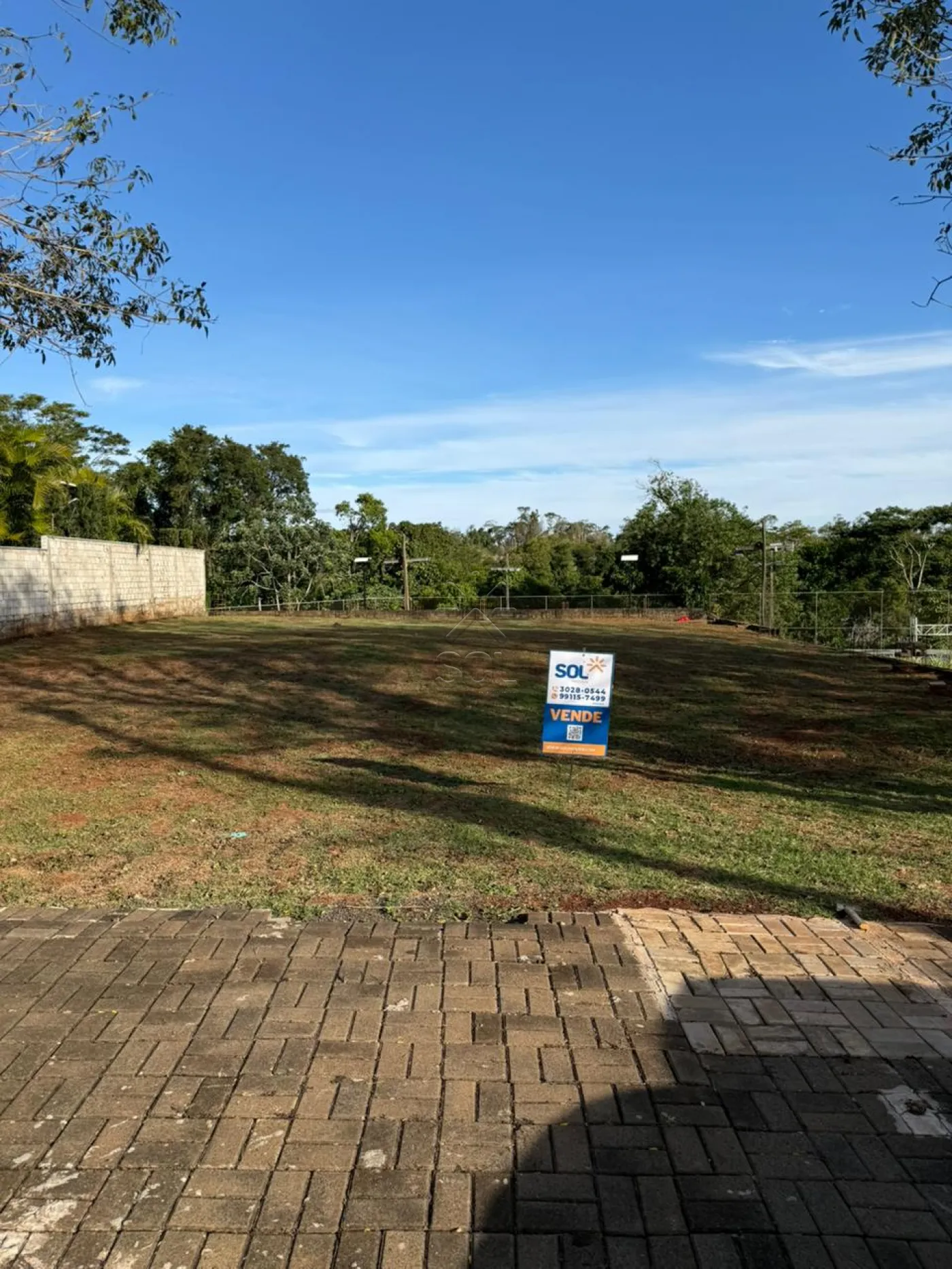 Terreno à venda no Condomínio Dom Olívio em Foz do Iguaçu/PR - 378,08m²