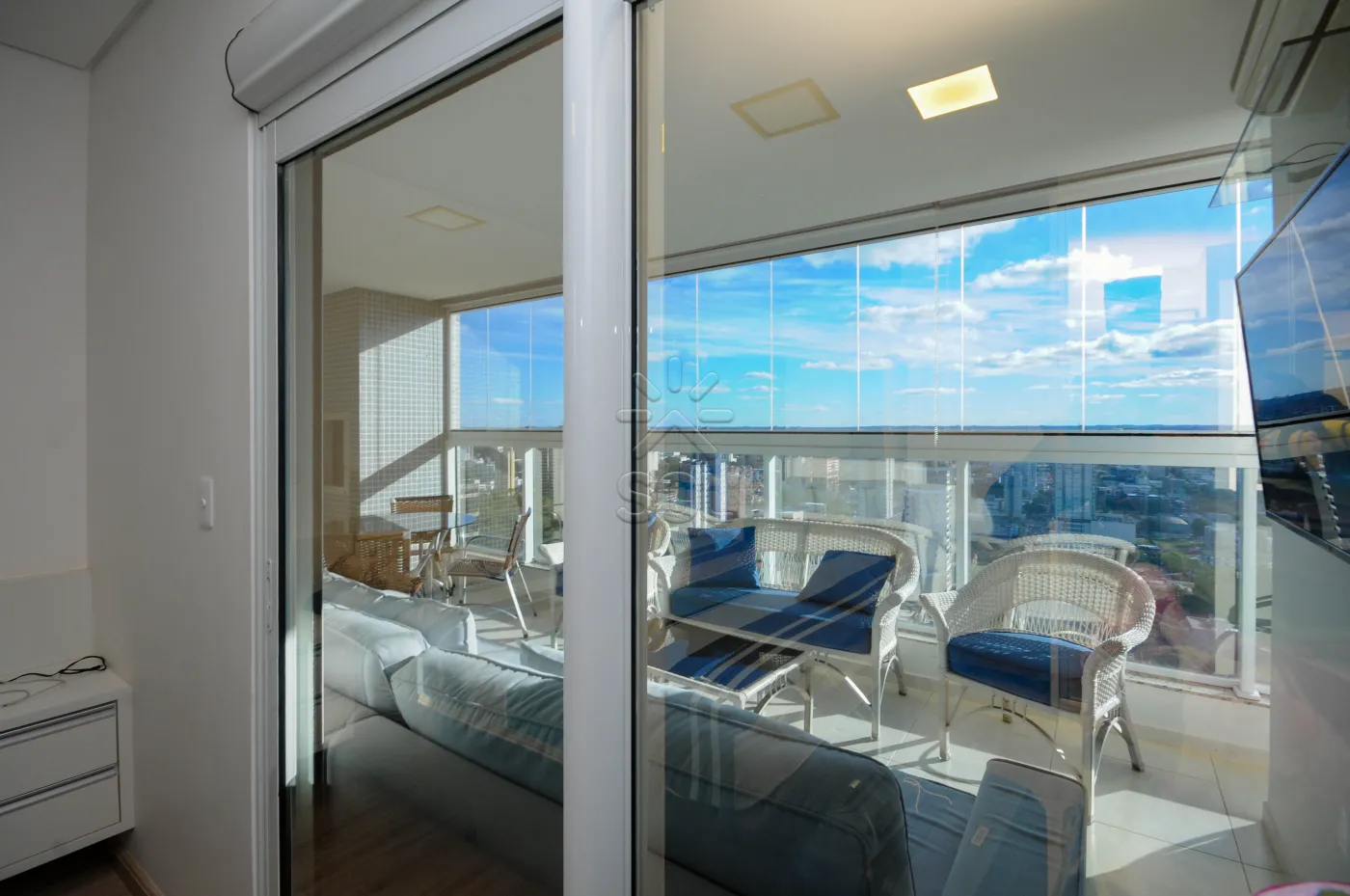 Apartamento de alto padrão à venda no Edifício Dolce Vita, Centro de Foz do Iguaçu/PR - 144,51m² privativos