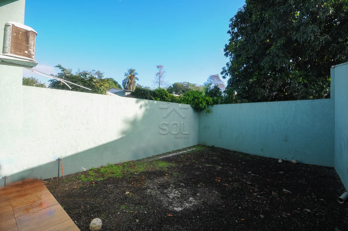 Casa à venda no Parque Ouro Verde em Foz do Iguaçu/PR - 66,22m², sistema fotovoltaico e cozinha planejada