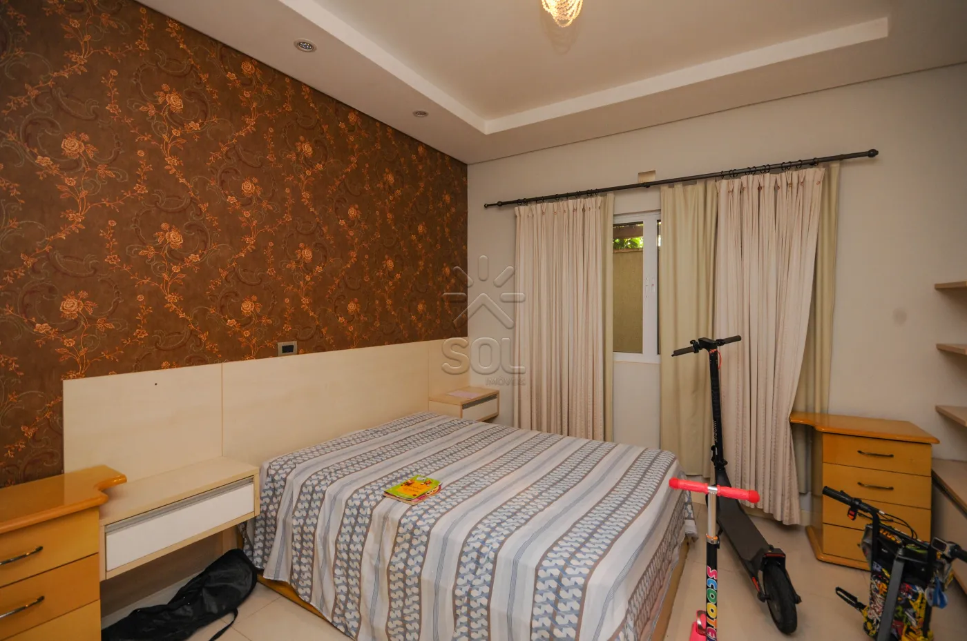 Sobrado de alto padrão à venda no Condomínio Country Iguaçu em Foz do Iguaçu/PR - 350m², piscina aquecida e 4 dormitórios