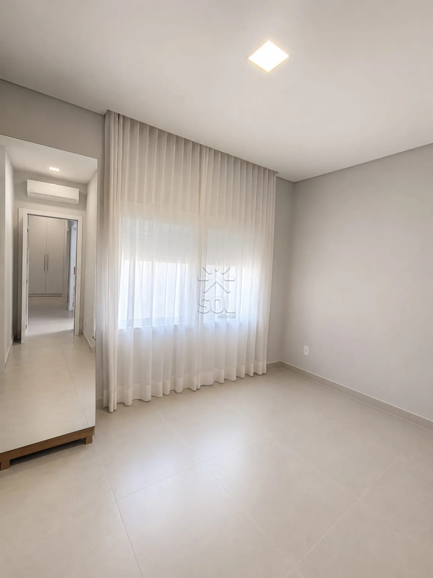 Casa semimobiliada para locação no Condomínio Villa Conscientia, Asa Norte - Foz do Iguaçu/PR