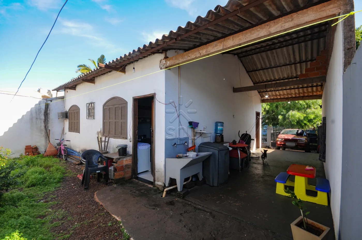 Casa à venda no Portal da Foz em Foz do Iguaçu/PR - Imóvel de esquina com 81m² e 2 quartos