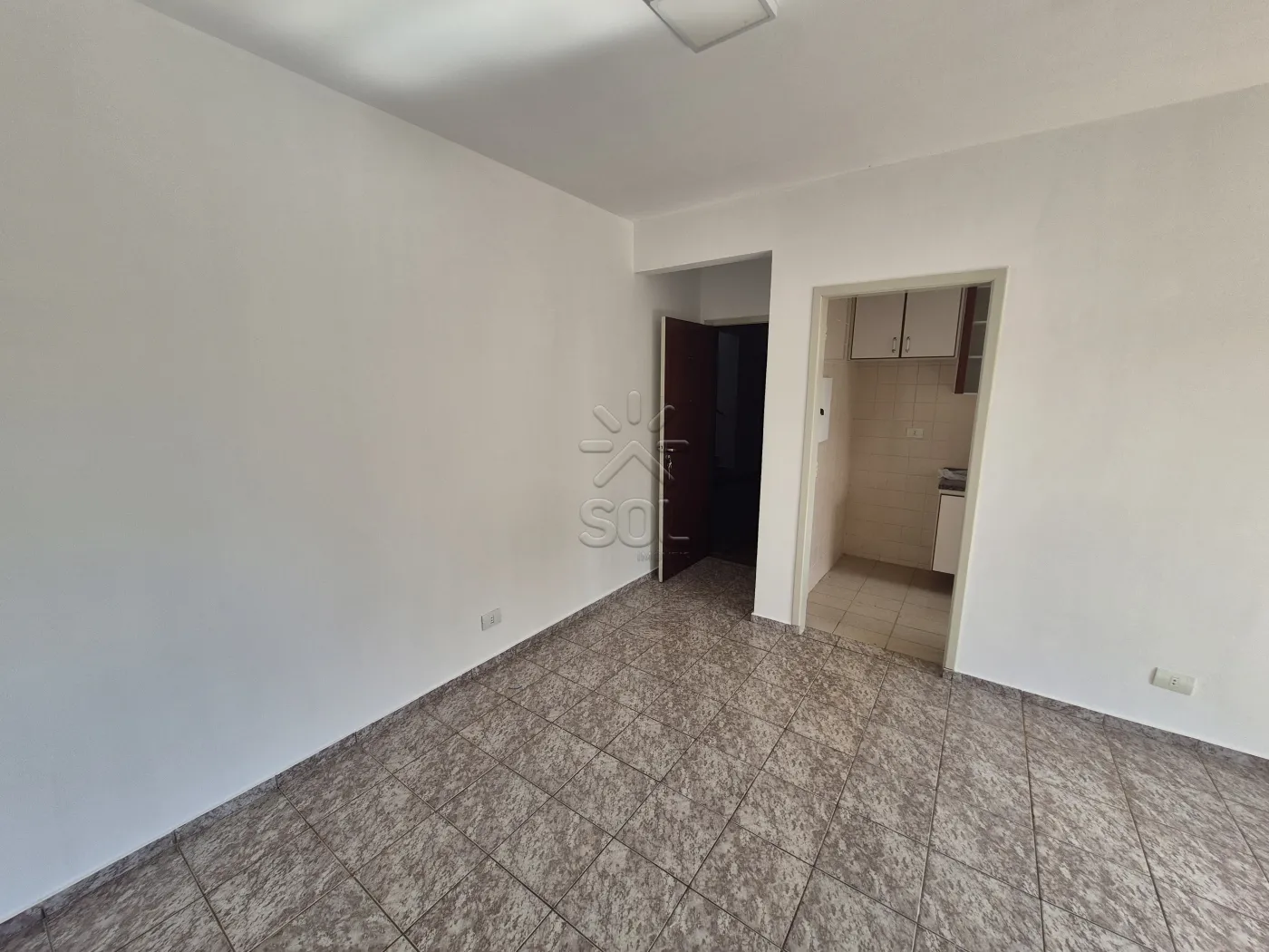 Apartamento à venda no Residencial Tarobá em Foz do Iguaçu/PR - 3 quartos, sendo 1 suíte, na Avenida João Paulo II