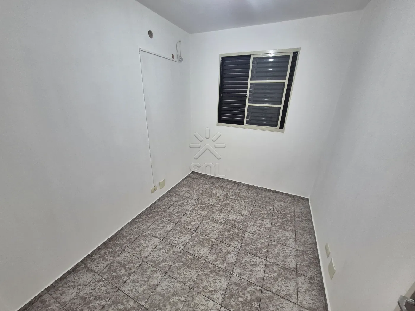 Apartamento à venda no Residencial Tarobá em Foz do Iguaçu/PR - 3 quartos, sendo 1 suíte, na Avenida João Paulo II