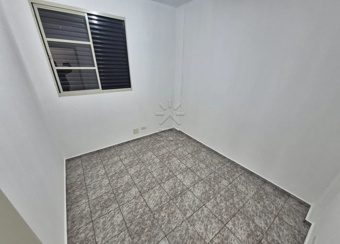 Apartamento à venda no Residencial Tarobá em Foz do Iguaçu/PR - 3 quartos, sendo 1 suíte, na Avenida João Paulo II