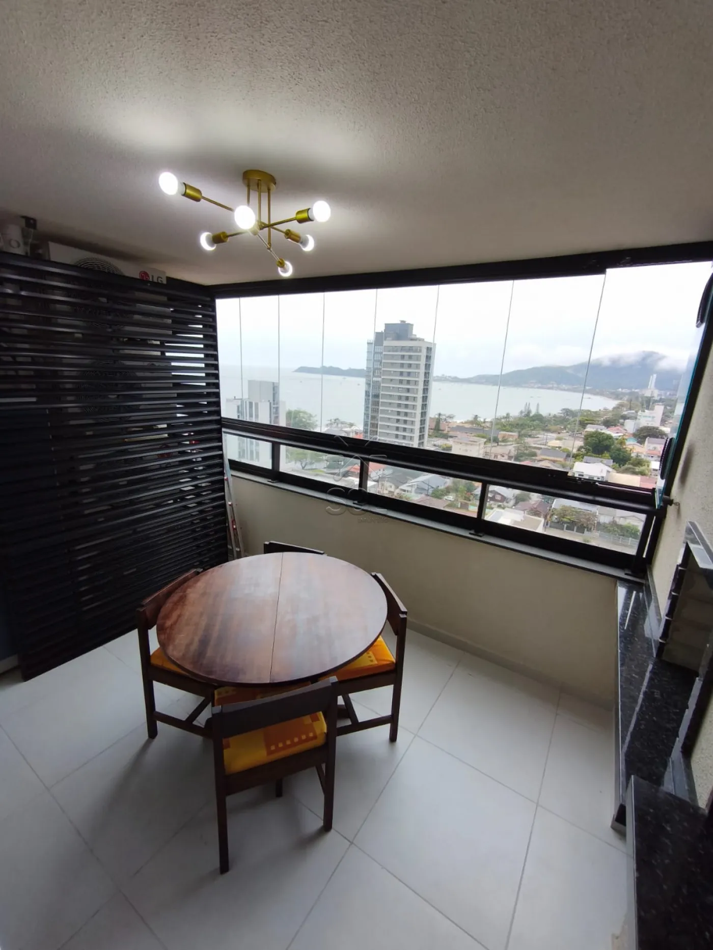 Apartamento mobiliado para locação no Skyline Comfort Club em Penha/SC - 3 quartos, 2 vagas e infraestrutura completa