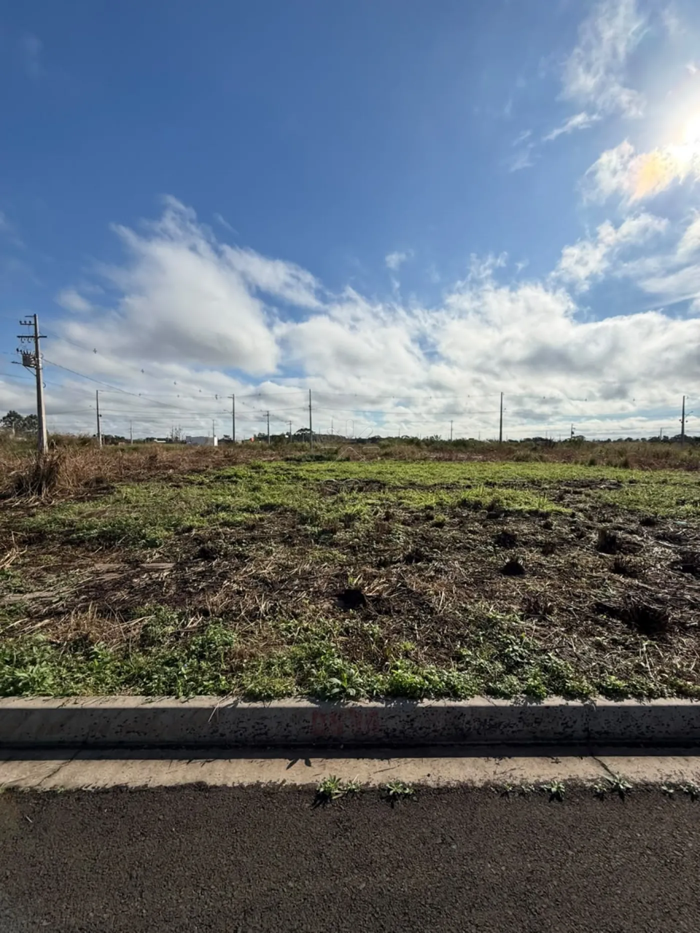 Terreno à venda no Loteamento Ecoville 2 em Foz do Iguaçu/PR - 210m², plano e pronto para construir