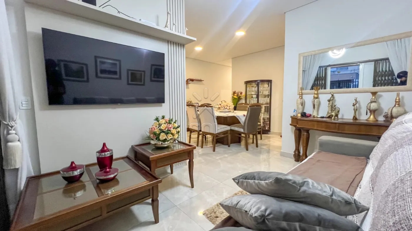 Casa à venda no Jardim Lancaster em Foz do Iguaçu/PR - 3 quartos, sendo suíte, energia solar e área gourmet