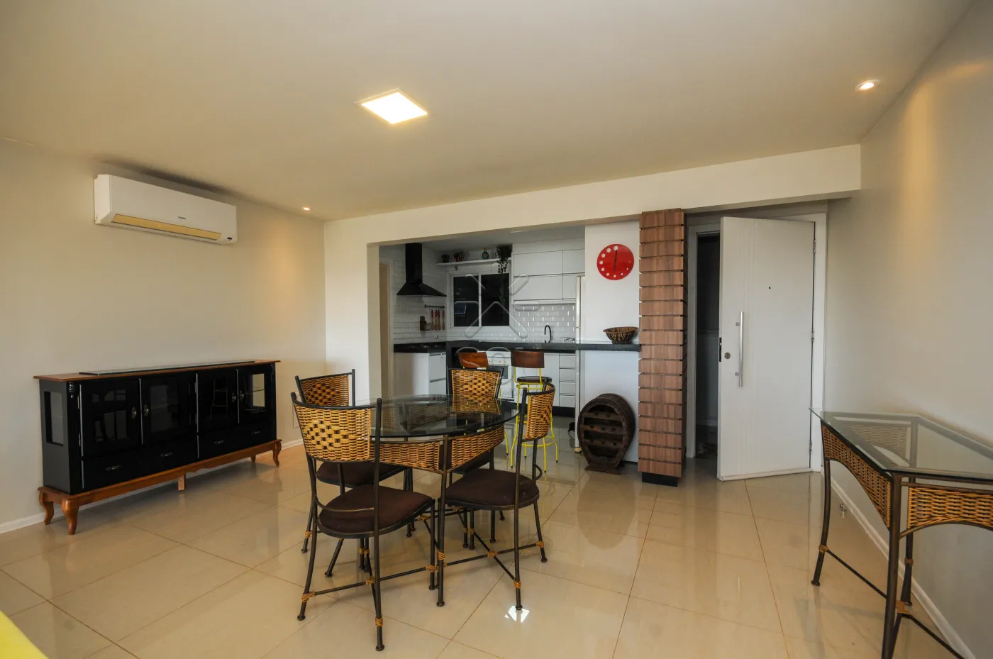 Apartamento mobiliado para locação, Edifício Barcelona - Foz do Iguaçu/PR