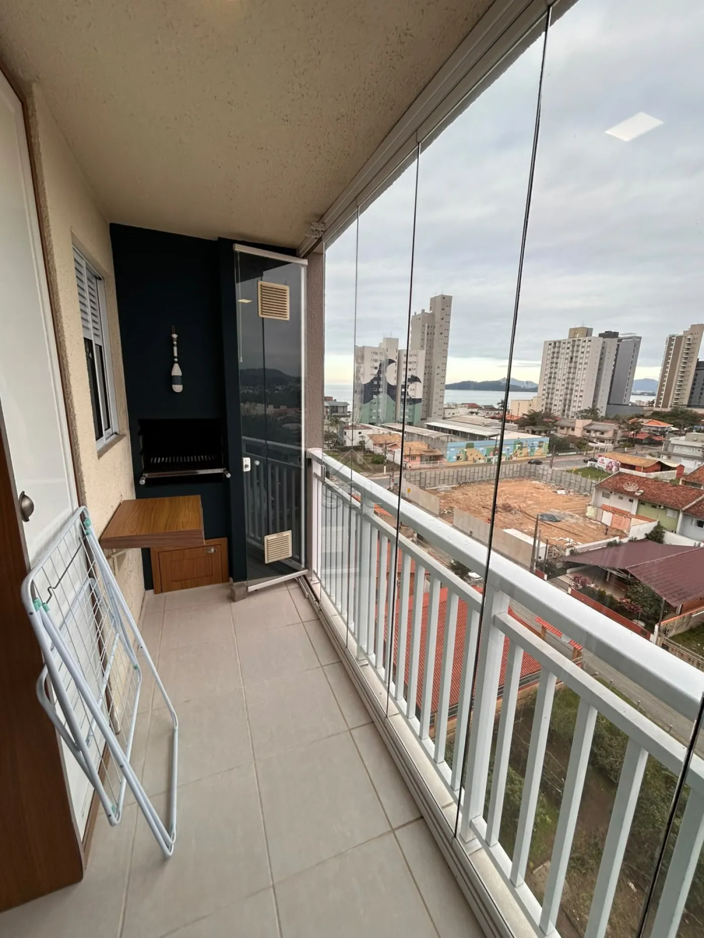 Apartamento mobiliado para venda ou aluguel no Fiji Easy Club em Balneário Piçarras/SC - 63,12m² | 2 quartos