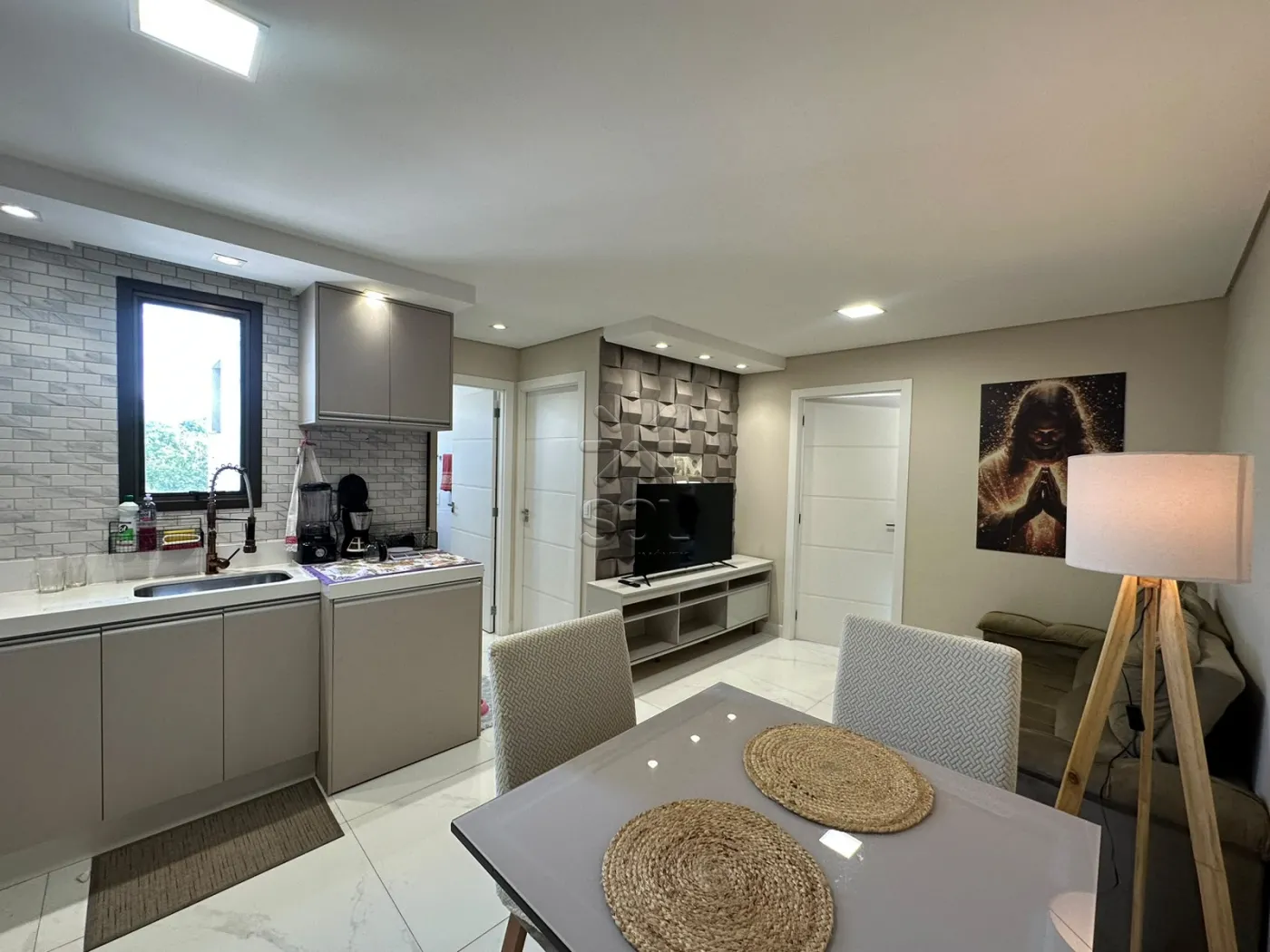 Apartamento mobiliado e totalmente equipado à venda no Residencial San Martin, em Foz do Iguaçu/PR - 2 quartos