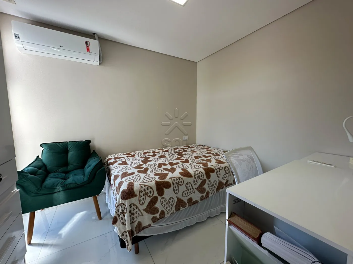 Apartamento mobiliado e totalmente equipado à venda no Residencial San Martin, em Foz do Iguaçu/PR - 2 quartos
