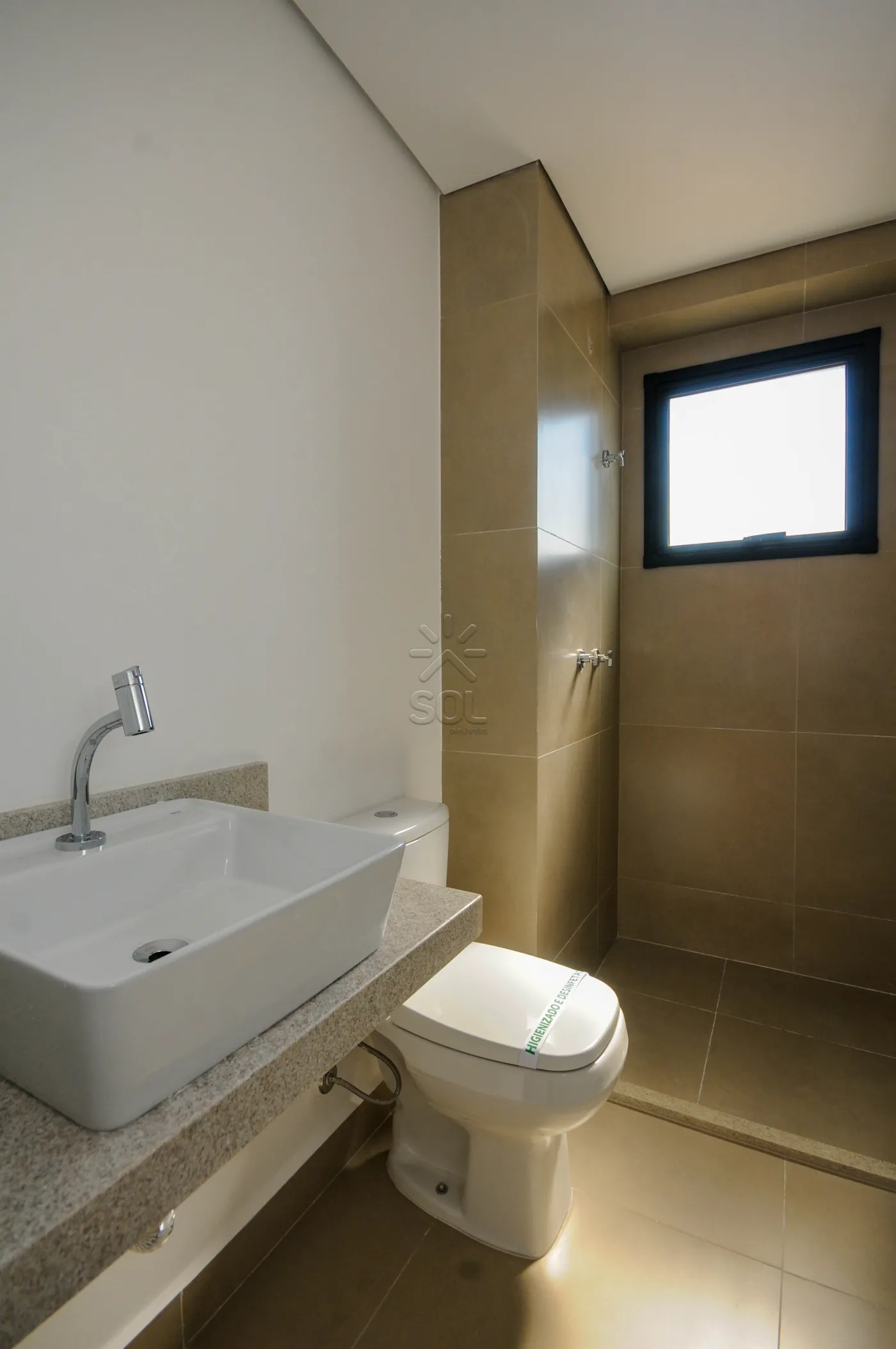 Apartamento semimobiliado para locação, Edifício Sunset 3635 - Foz do Iguaçu/PR