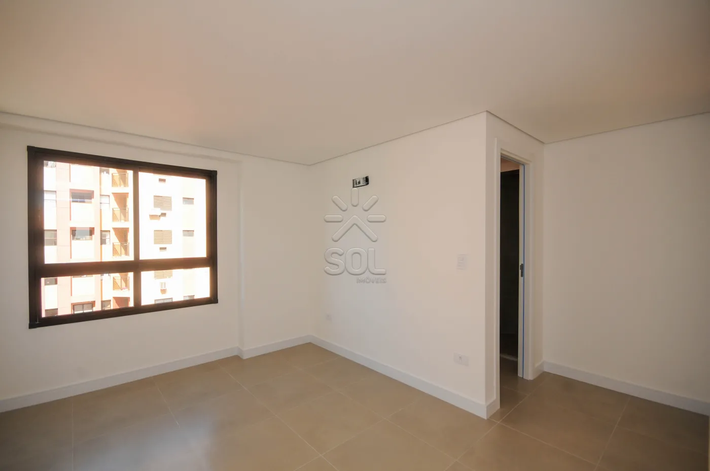 Apartamento semimobiliado para locação, Edifício Sunset 3635 - Foz do Iguaçu/PR