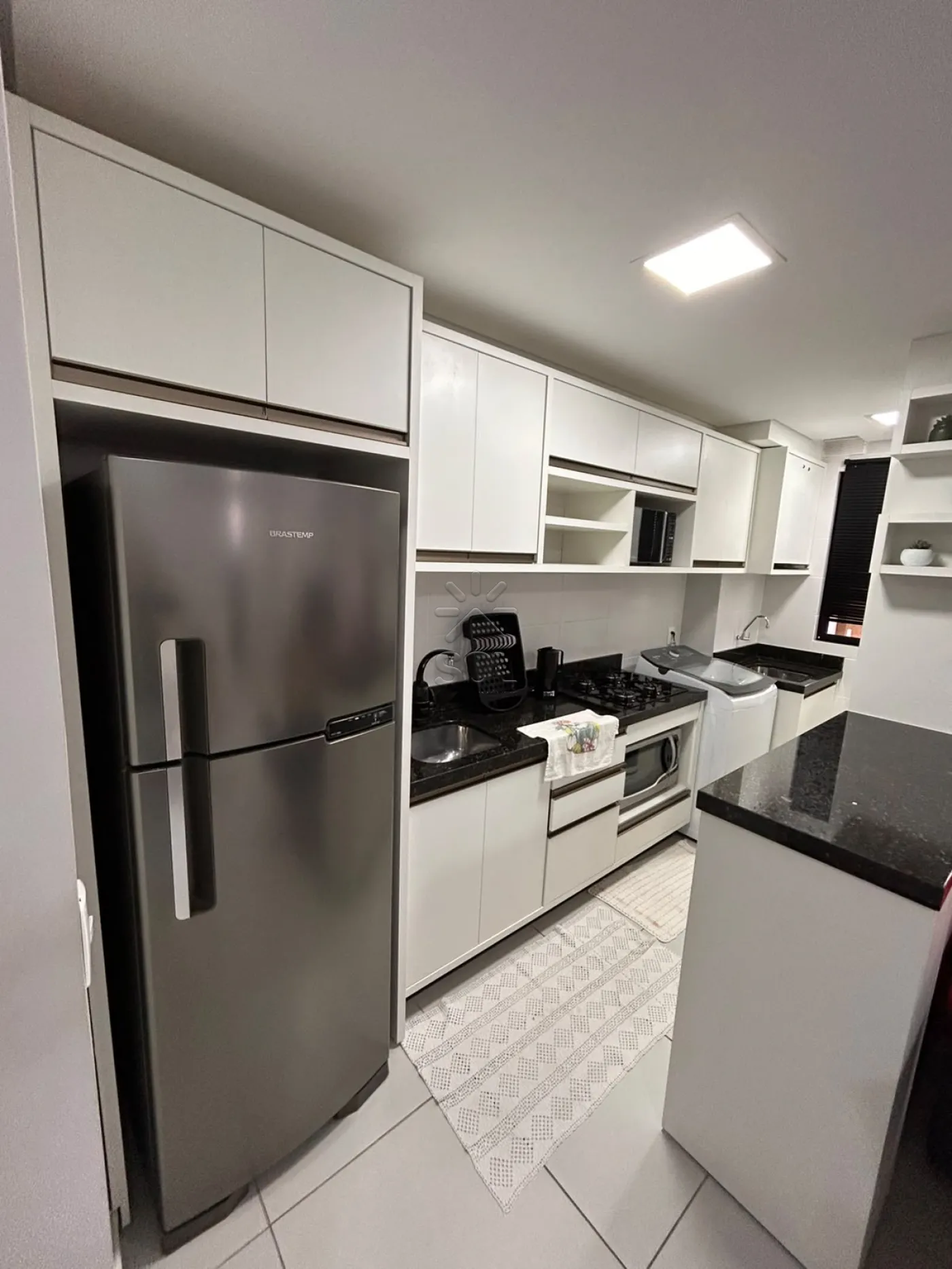 Apartamento novo e mobiliado para locação no Milos Confort Club, em Balneário Piçarras/SC - 63,11m² | 2 quartos | 450 metros do mar