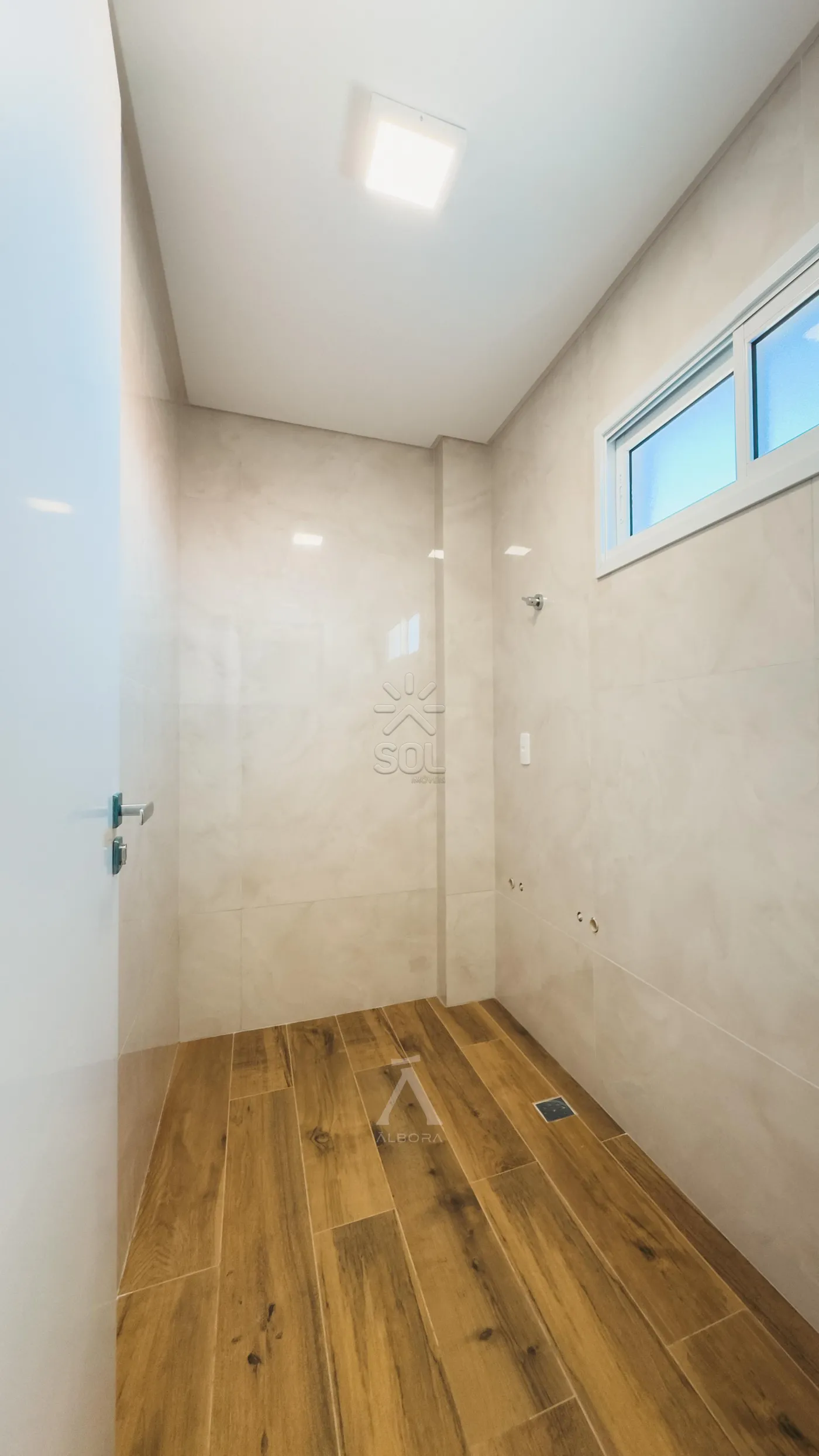 Casa nova de esquina à venda em Nova Barra Velha, Barra Velha/SC - 123m² | 3 quartos | Piscina