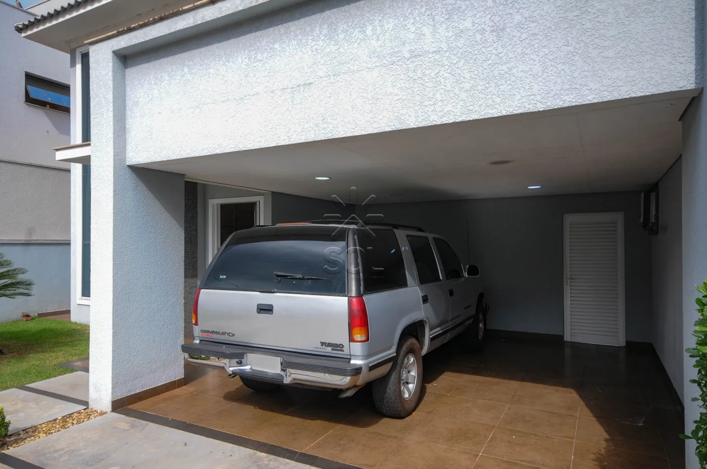 Sobrado de alto padrão à venda no Condomínio Terras Alpha II, em Foz do Iguaçu/PR - 290m² | Piscina | Energia fotovoltaica