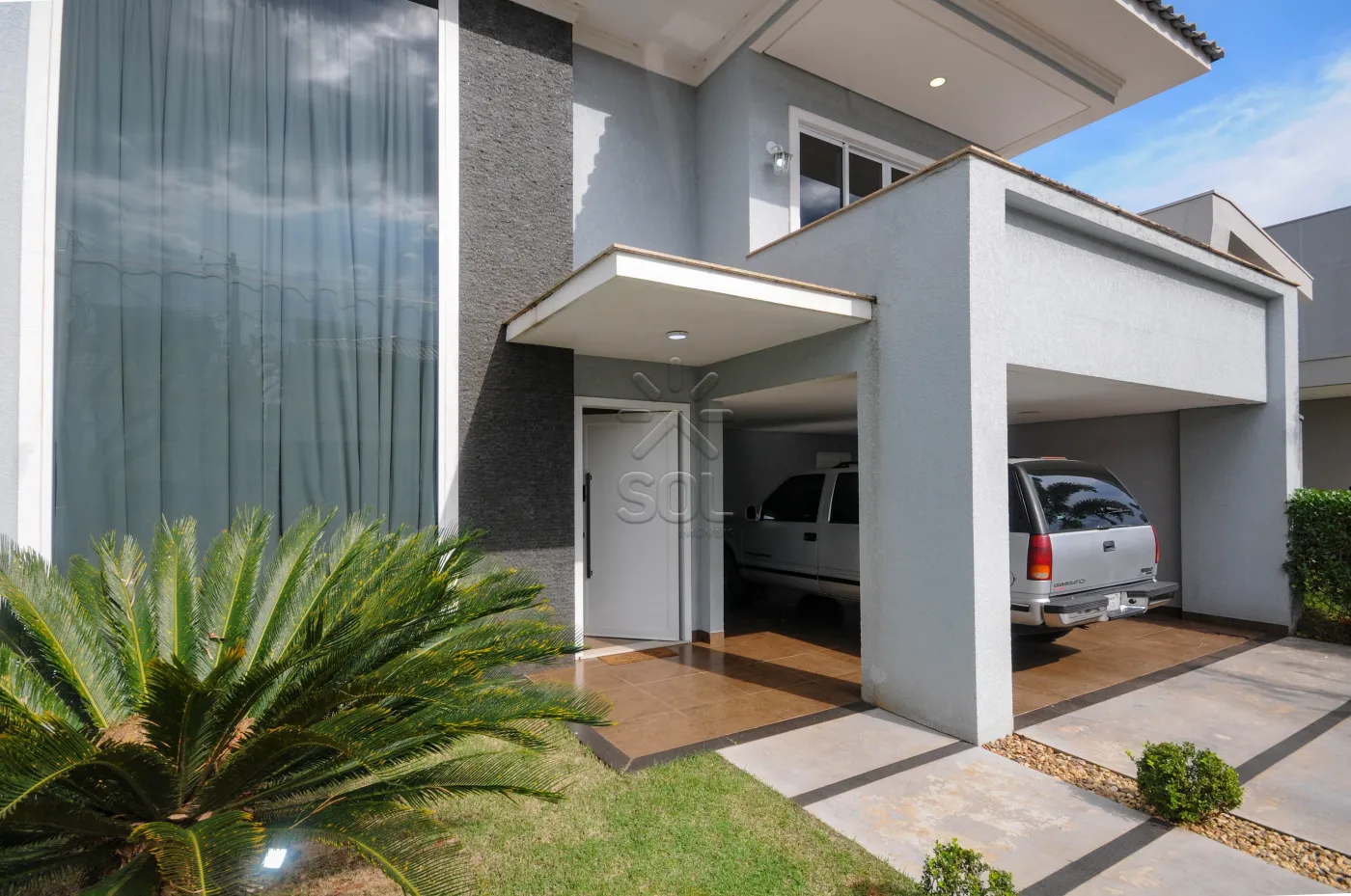 Sobrado de alto padrão à venda no Condomínio Terras Alpha II, em Foz do Iguaçu/PR - 290m² | Piscina | Energia fotovoltaica