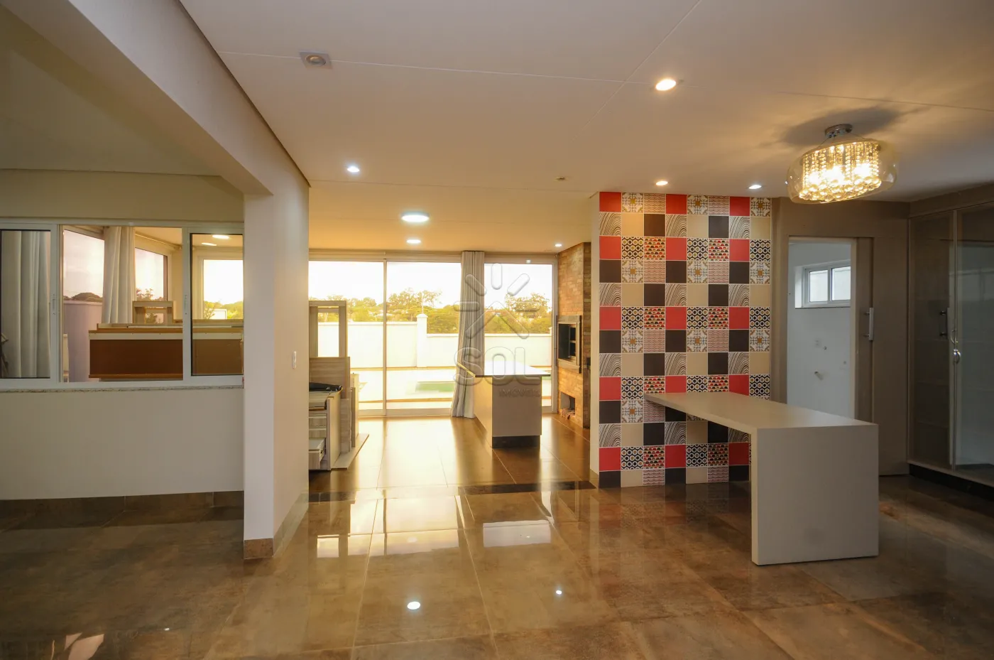 Sobrado de alto padrão à venda no Condomínio Terras Alpha II, em Foz do Iguaçu/PR - 290m² | Piscina | Energia fotovoltaica