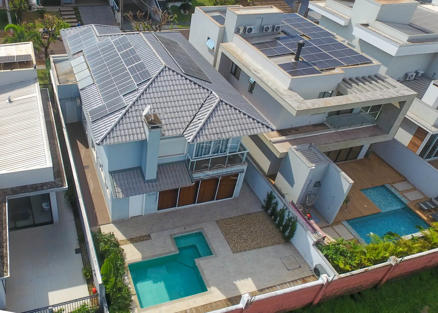 Sobrado de alto padrão à venda no Condomínio Terras Alpha II, em Foz do Iguaçu/PR - 290m² | Piscina | Energia fotovoltaica