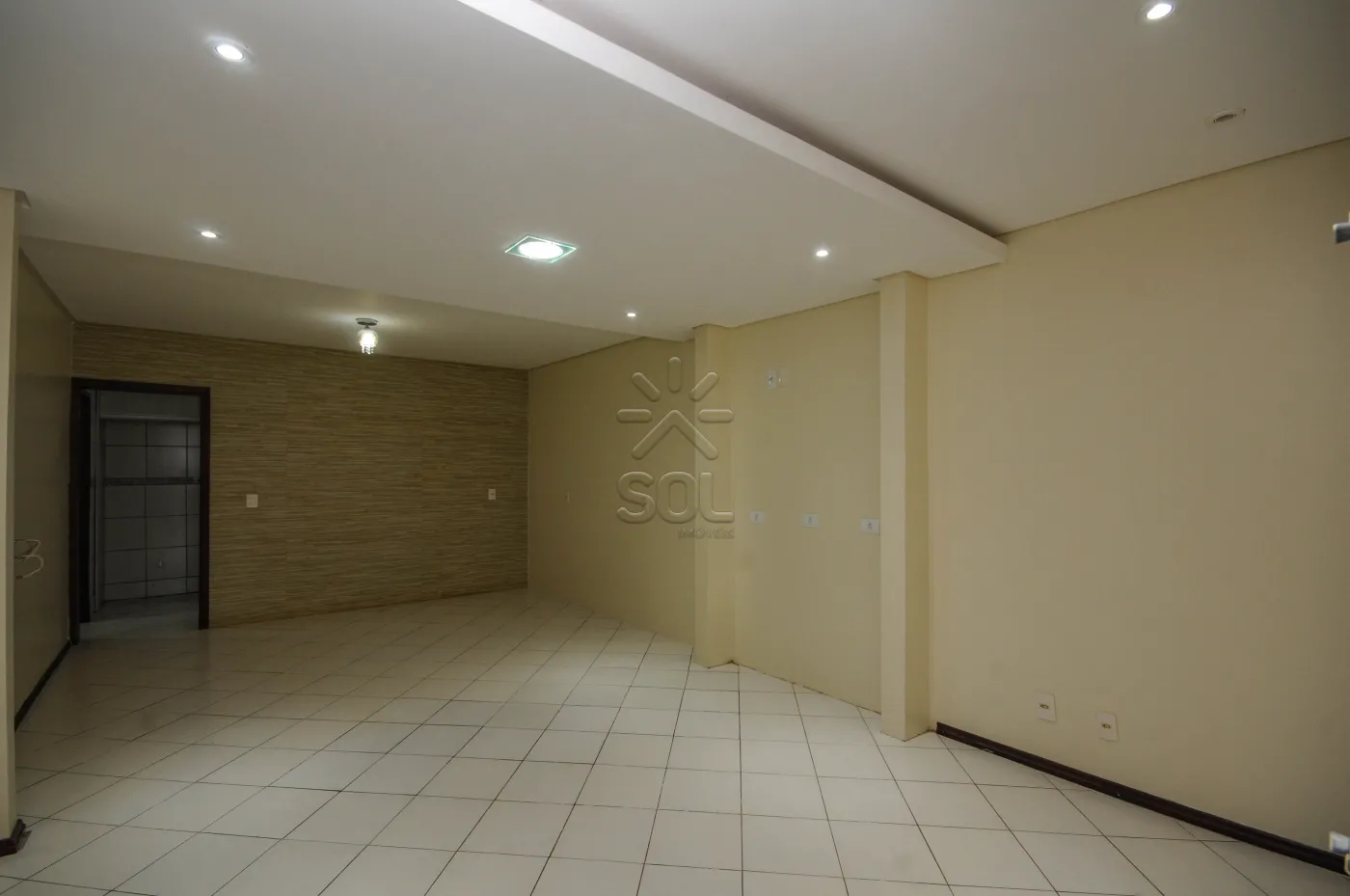 Casa à venda no Jardim Curitibano, em Foz do Iguaçu/PR - 118,82m² | 3 quartos | 220m² de terreno