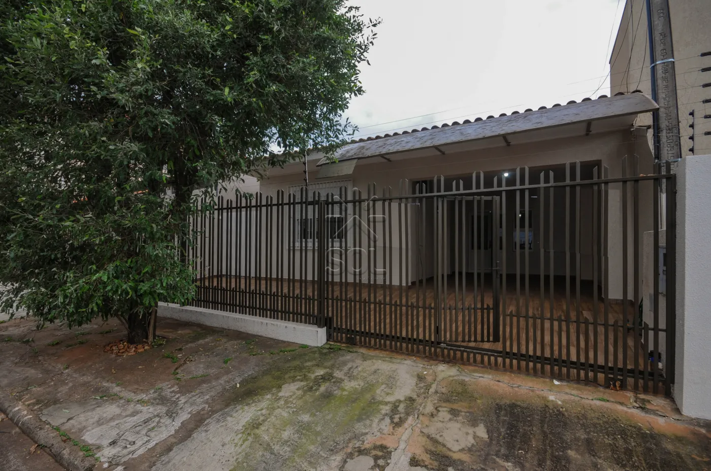 Casa à venda no Jardim Curitibano, em Foz do Iguaçu/PR - 118,82m² | 3 quartos | 220m² de terreno