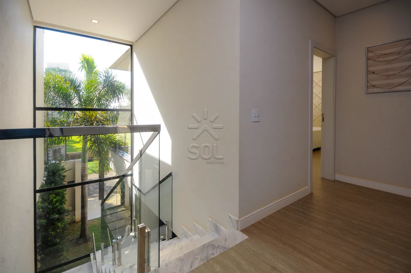 Sobrado totalmente mobiliado à venda no Jardim Lancaster, em Foz do Iguaçu/PR - 298m² | 3 quartos | Piscina