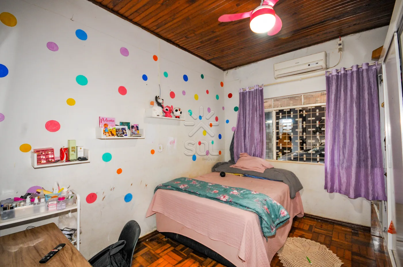 Casa ampla de esquina à venda no Campos do Iguaçu, em Foz do Iguaçu/PR - 334,35m² | 5 quartos | 990m² de terreno