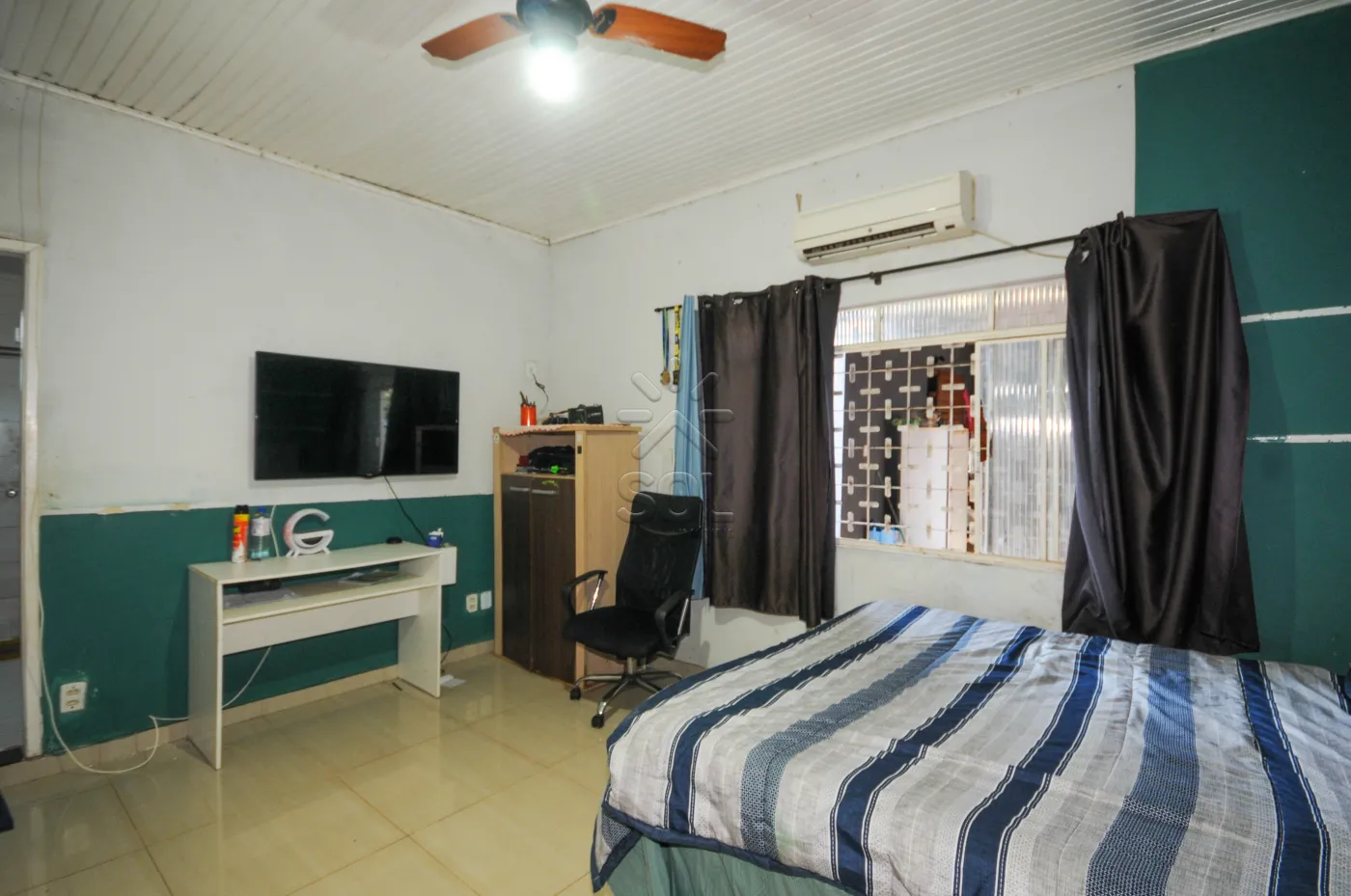 Casa ampla de esquina à venda no Campos do Iguaçu, em Foz do Iguaçu/PR - 334,35m² | 5 quartos | 990m² de terreno