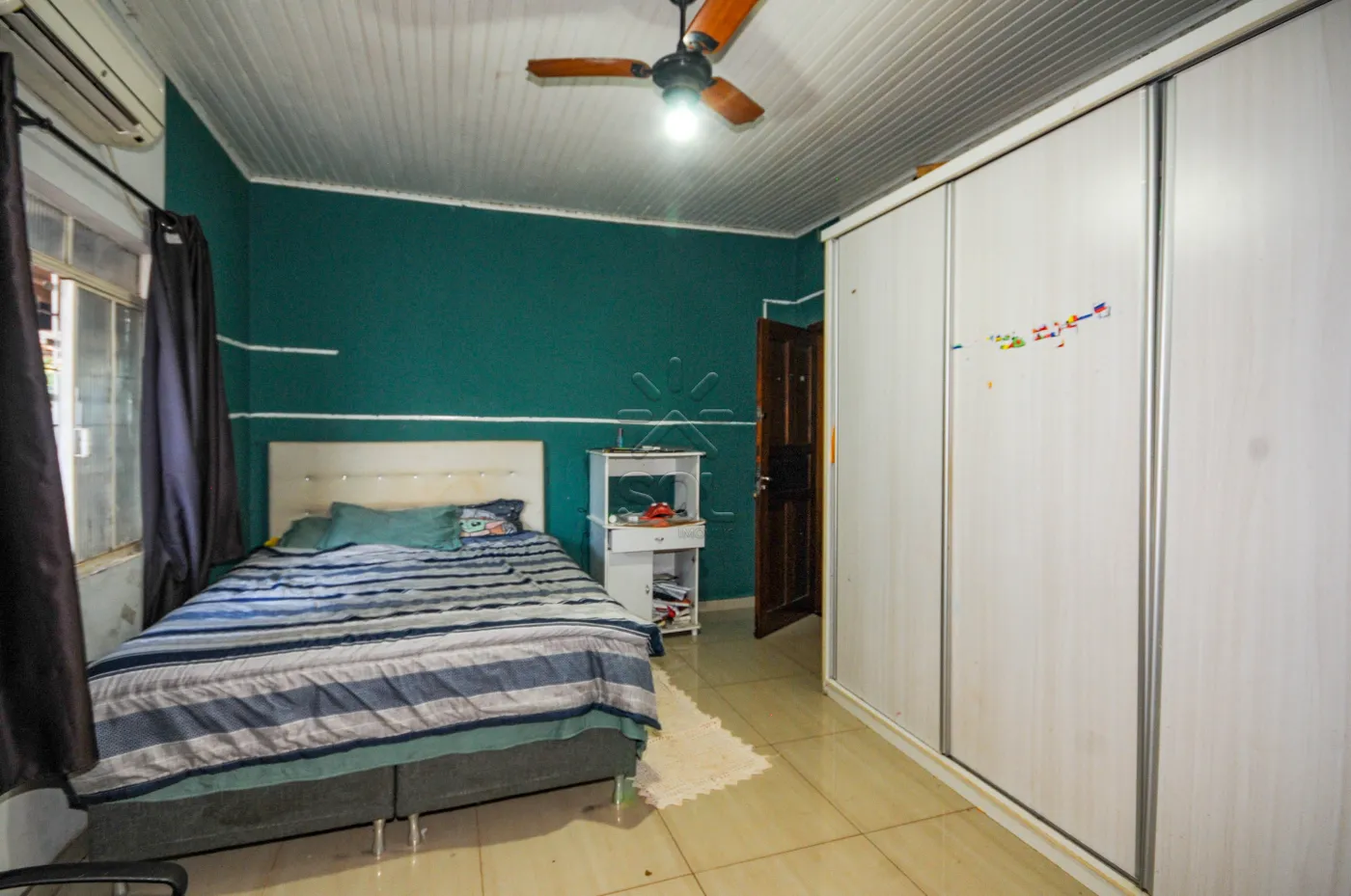 Casa ampla de esquina à venda no Campos do Iguaçu, em Foz do Iguaçu/PR - 334,35m² | 5 quartos | 990m² de terreno