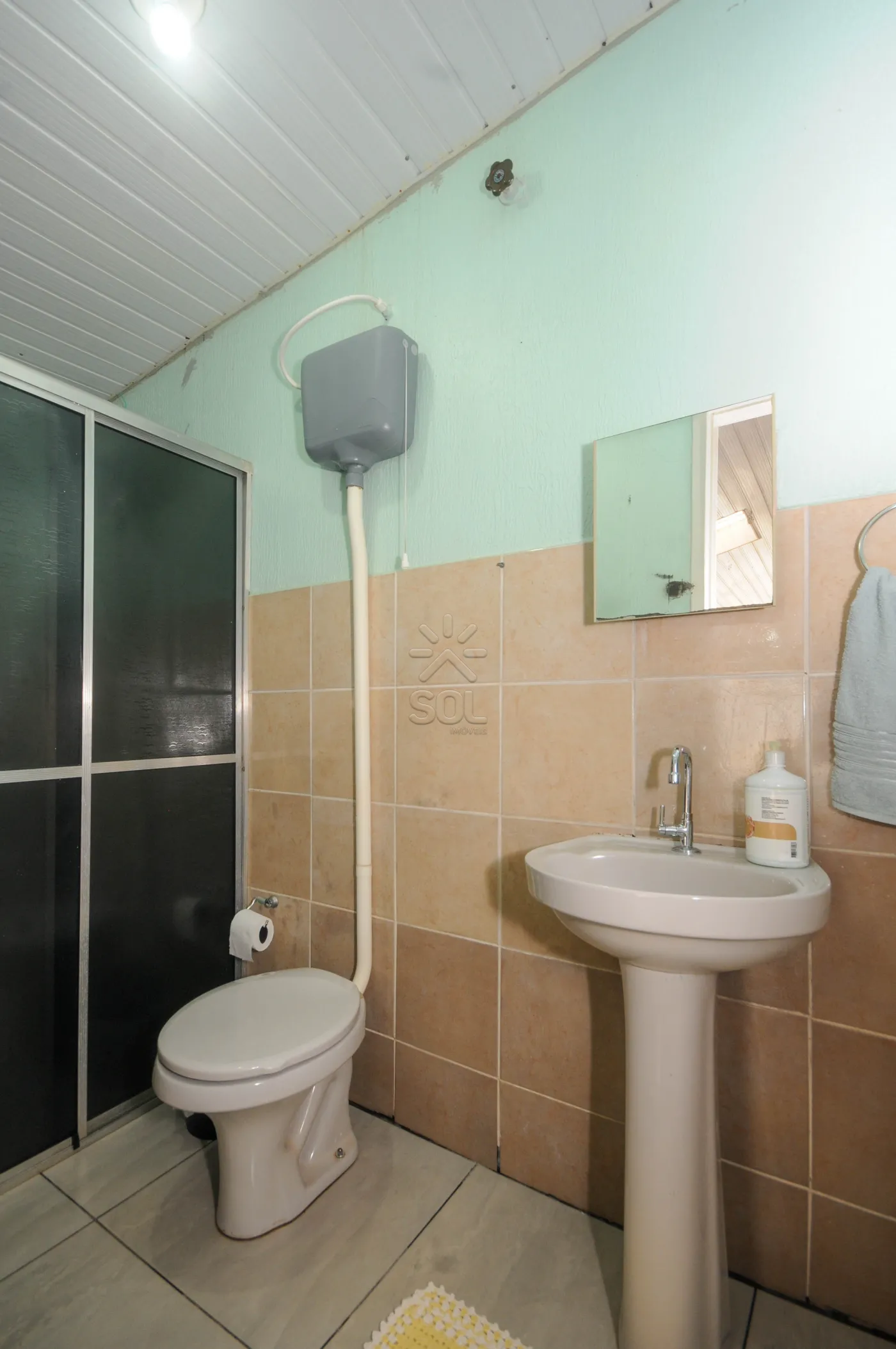 Casa à venda no Novo Mundo, região de Três Lagoas, Foz do Iguaçu/PR - 160m² | 3 quartos | 360m² de terreno