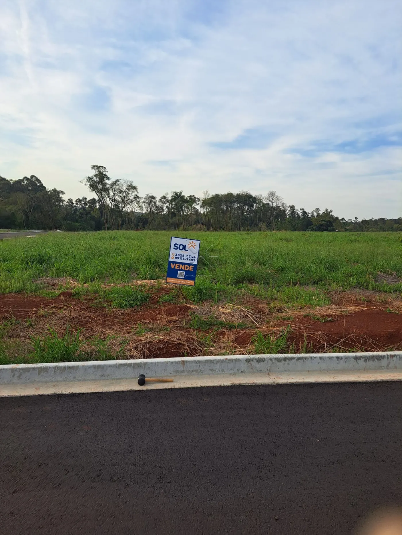 Terreno à venda no Loteamento Maria Julia, em Foz do Iguaçu/PR - 251,87m²