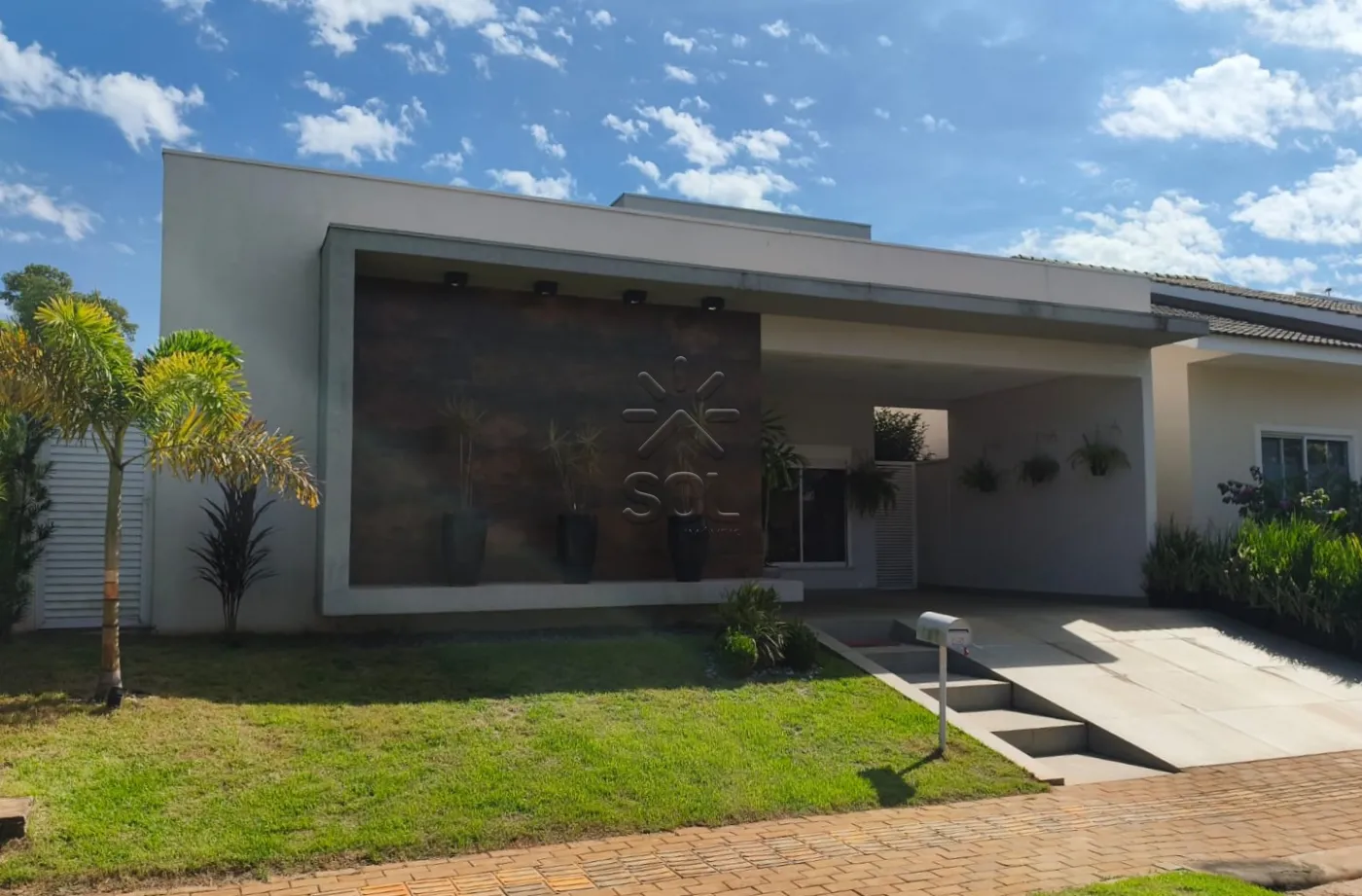 Casa semimobiliada à venda no Condomínio Villa Conscientia, em Foz do Iguaçu/PR - 157,42m² | 3 quartos | Piscina