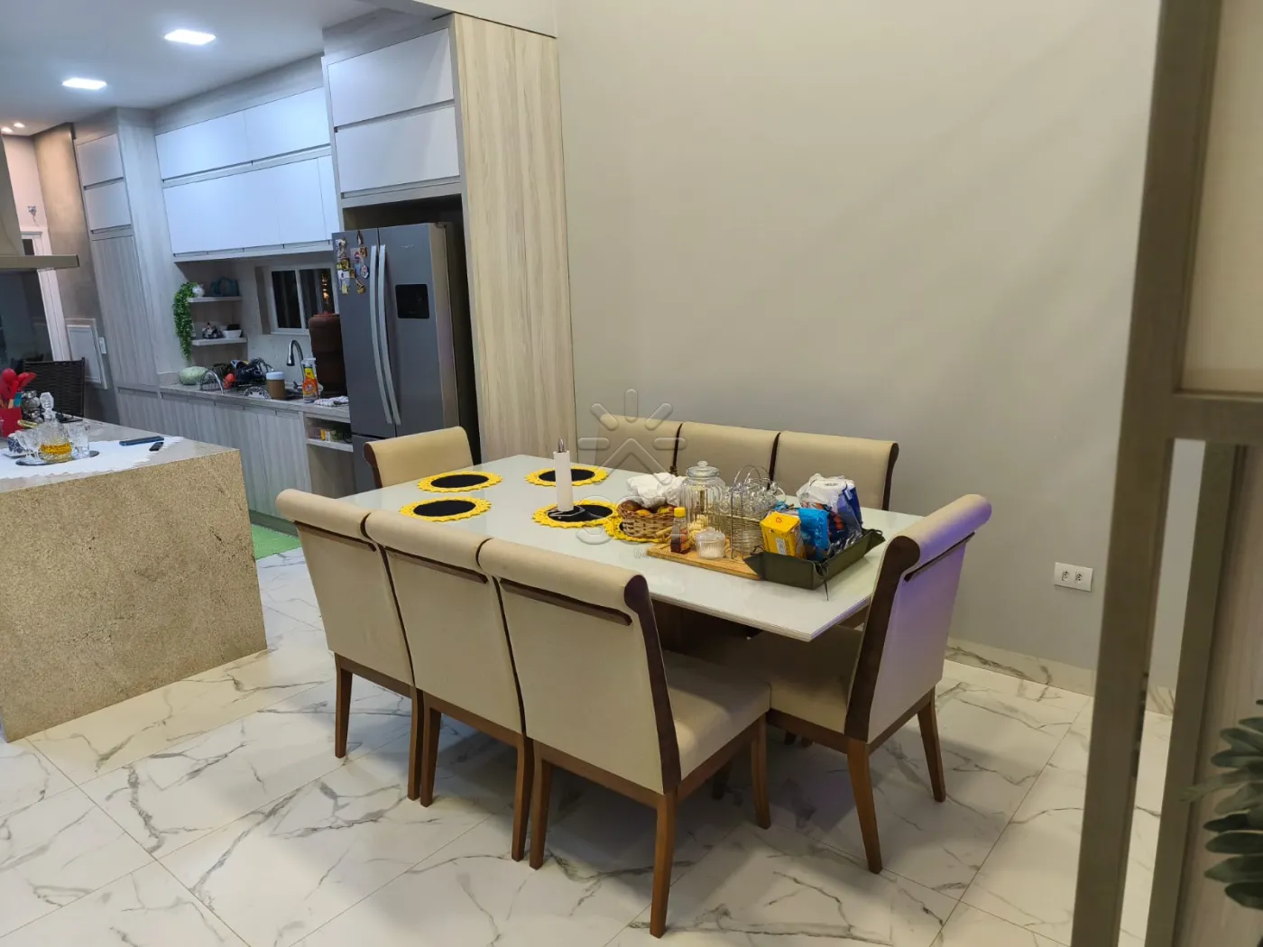 Casa semimobiliada à venda no Condomínio Villa Conscientia, em Foz do Iguaçu/PR - 157,42m² | 3 quartos | Piscina