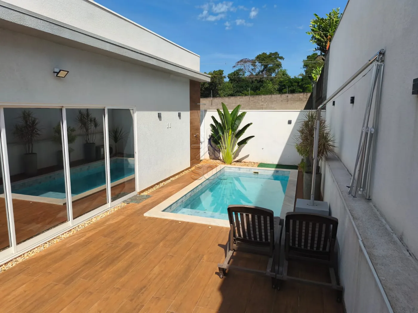 Casa semimobiliada à venda no Condomínio Villa Conscientia, em Foz do Iguaçu/PR - 157,42m² | 3 quartos | Piscina