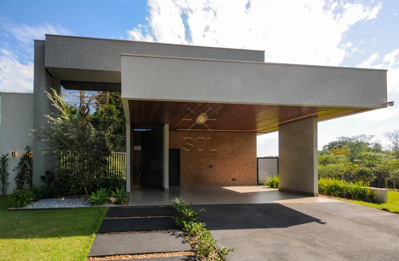 Casa de alto padrão à venda no Condomínio Royal Falls Yacht Residence & Resort, em Foz do Iguaçu/PR - 374,29m² | 4 suítes | Piscina