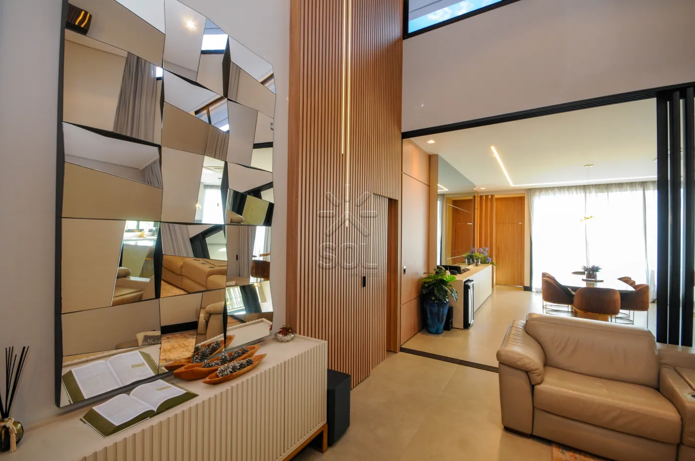 Casa de alto padrão à venda no Condomínio Royal Falls Yacht Residence & Resort, em Foz do Iguaçu/PR - 374,29m² | 4 suítes | Piscina