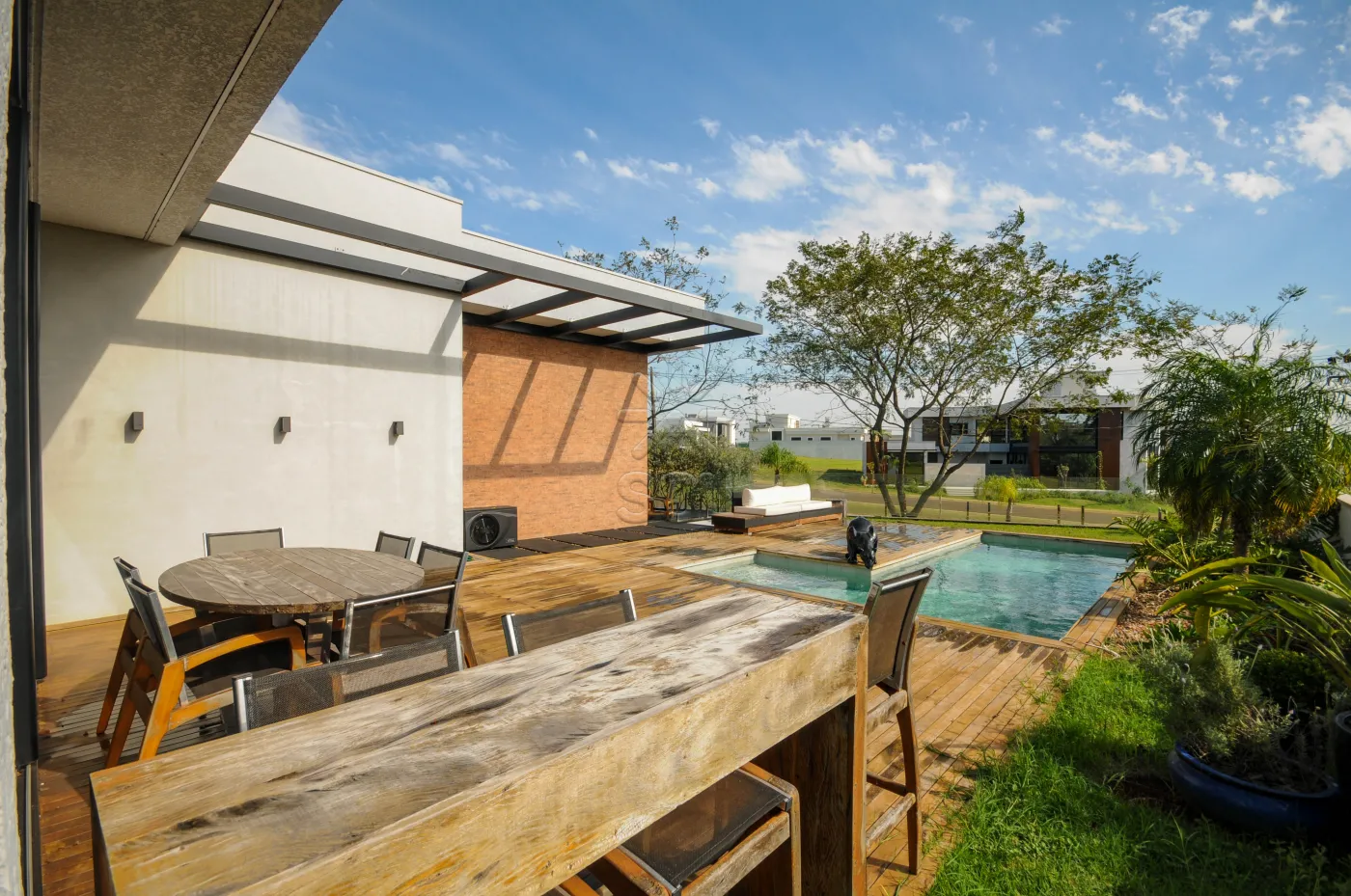 Casa de alto padrão à venda no Condomínio Royal Falls Yacht Residence & Resort, em Foz do Iguaçu/PR - 374,29m² | 4 suítes | Piscina
