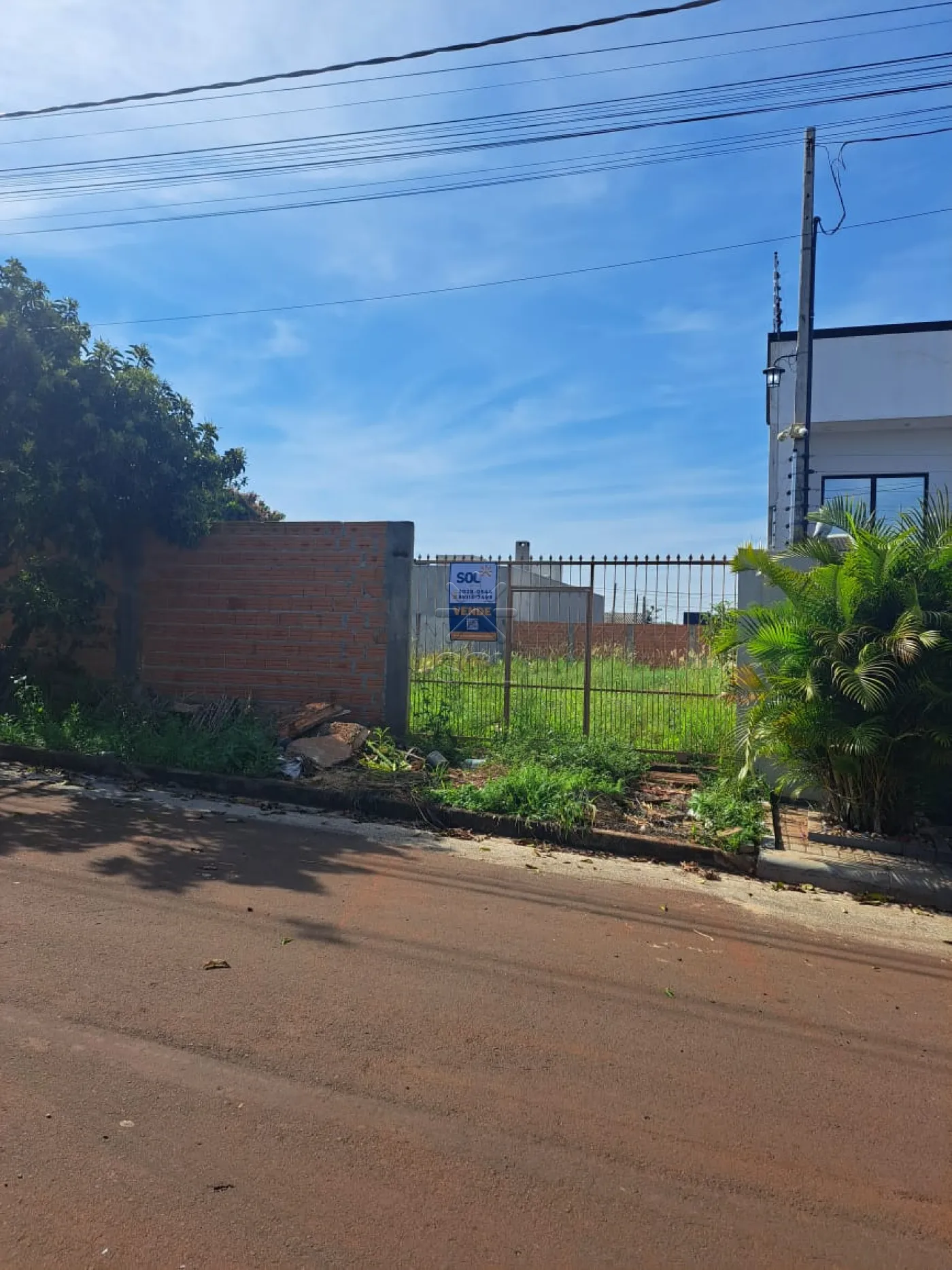 Terreno à venda no Jardim Nova Andradina, em Foz do Iguaçu/PR - 270m² | 10 x 27m