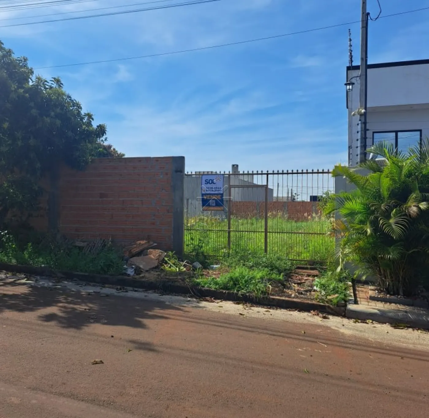 Terreno à venda no Jardim Nova Andradina, em Foz do Iguaçu/PR - 270m² | 10 x 27m