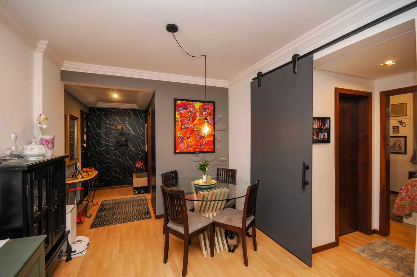 Apartamento reformado à venda no Edifício Villa Sorrento, no Centro de Foz do Iguaçu/PR - 86,31m² | 3 quartos