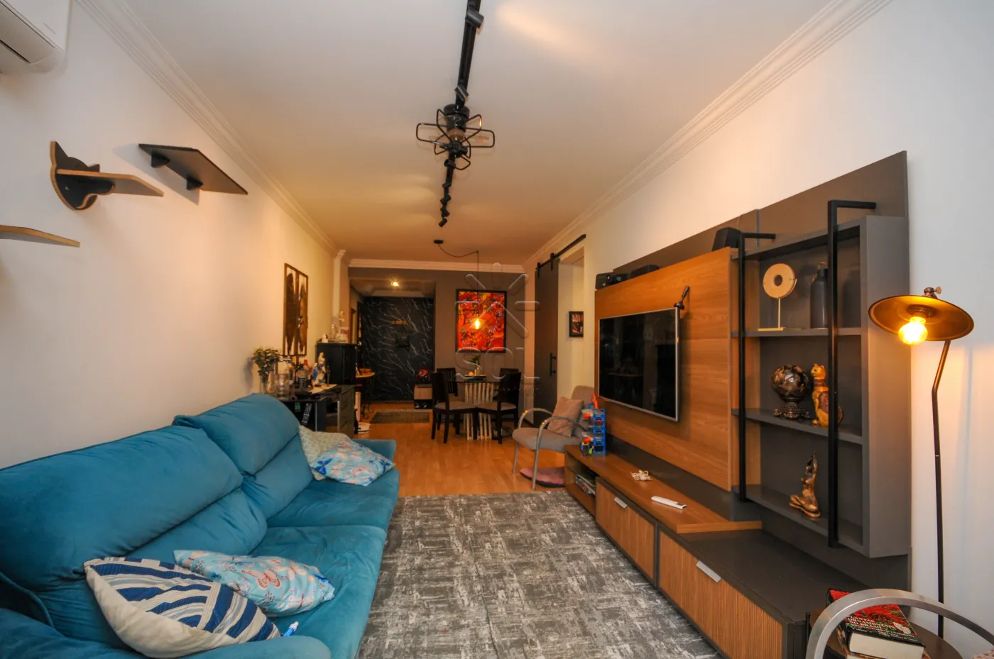 Apartamento reformado à venda no Edifício Villa Sorrento, no Centro de Foz do Iguaçu/PR - 86,31m² | 3 quartos