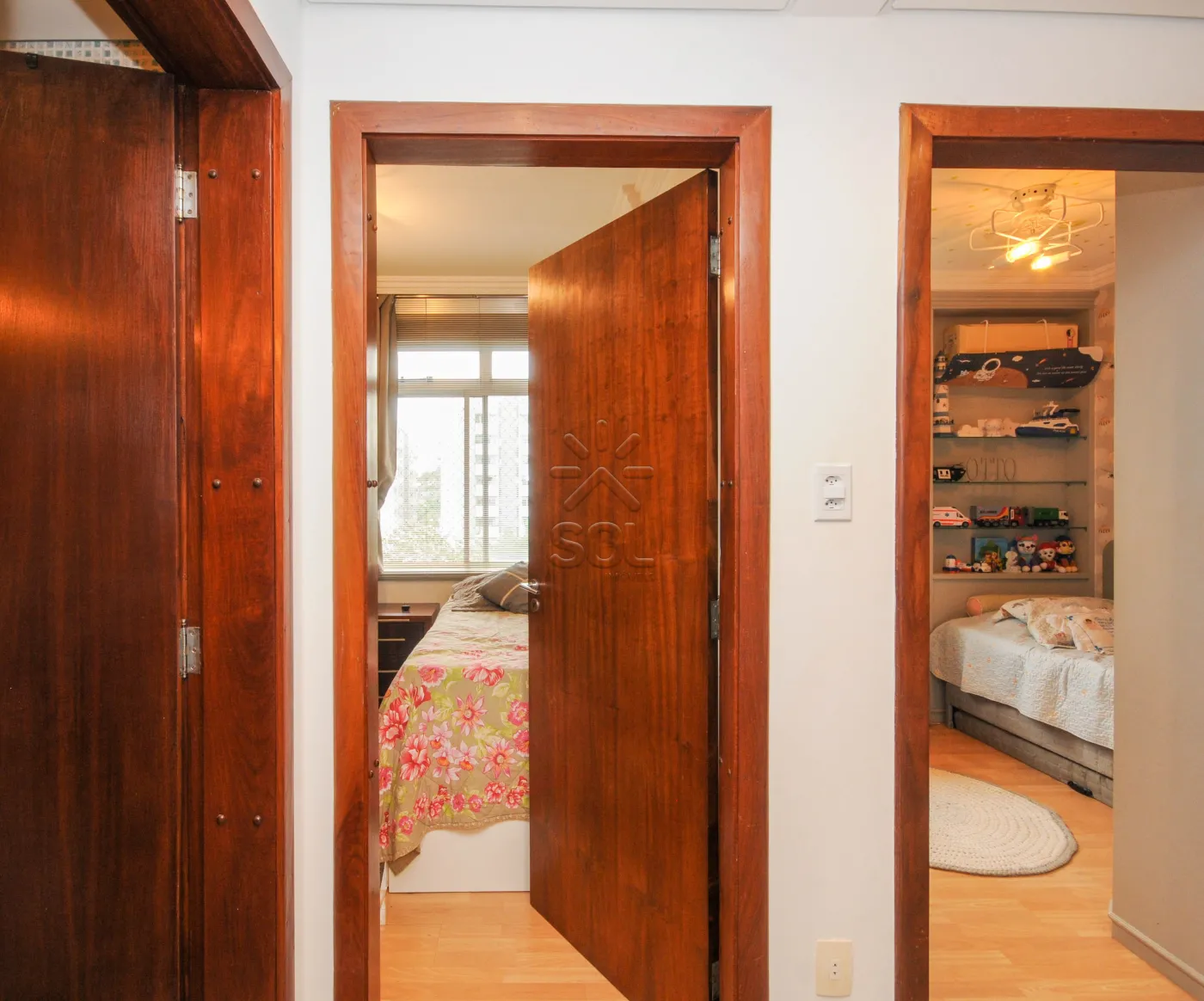 Apartamento reformado à venda no Edifício Villa Sorrento, no Centro de Foz do Iguaçu/PR - 86,31m² | 3 quartos