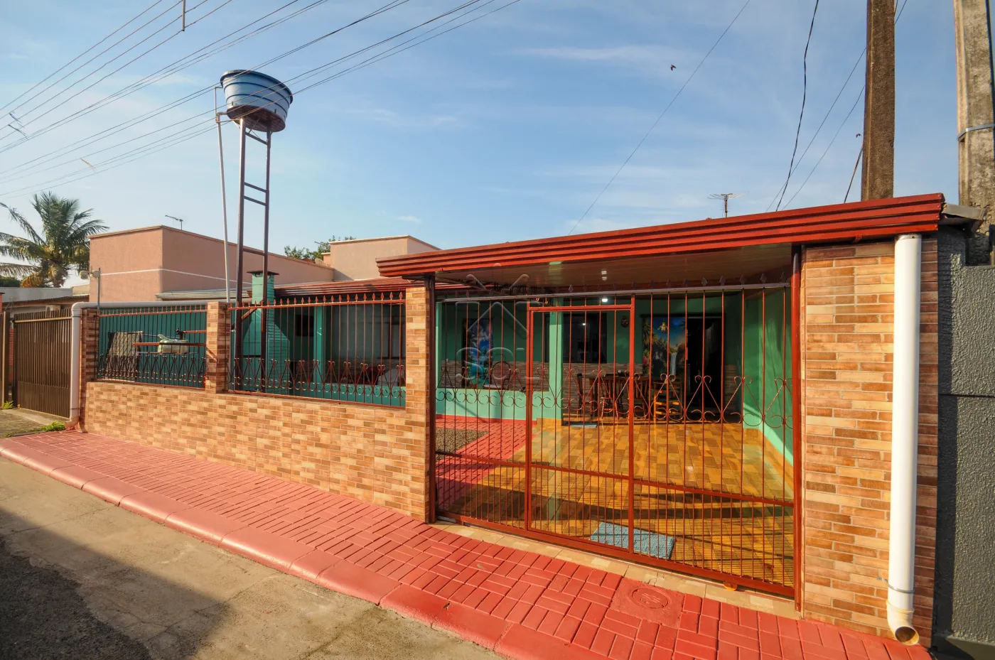 Casa à venda no Jardim Oriente em Foz do Iguaçu/PR - 123,45m² | 3 quartos