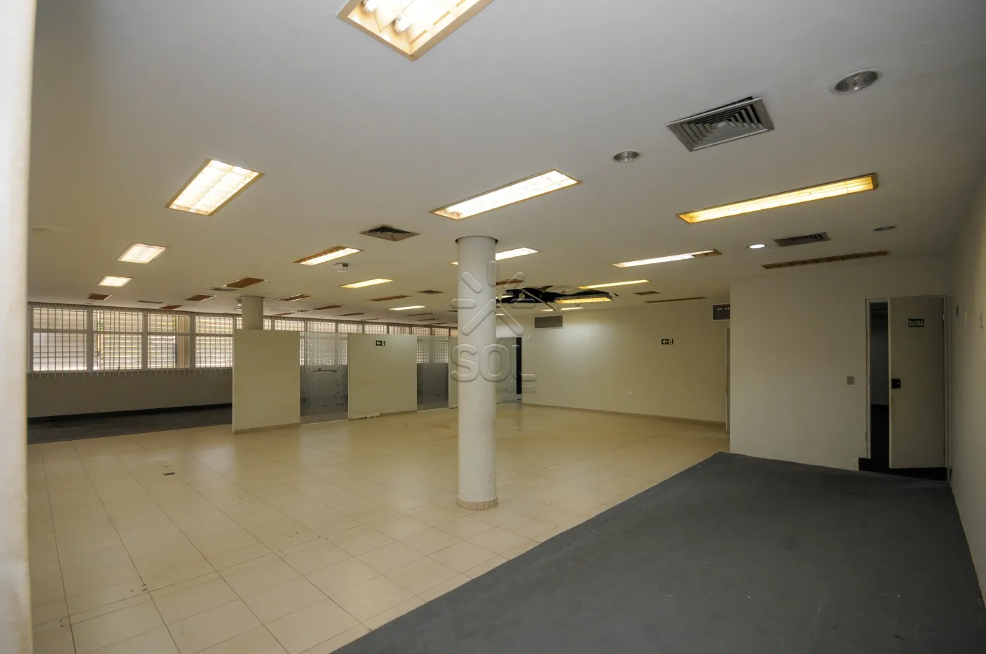 Prédio comercial para venda e locação, Centro - Foz do Iguaçu/PR