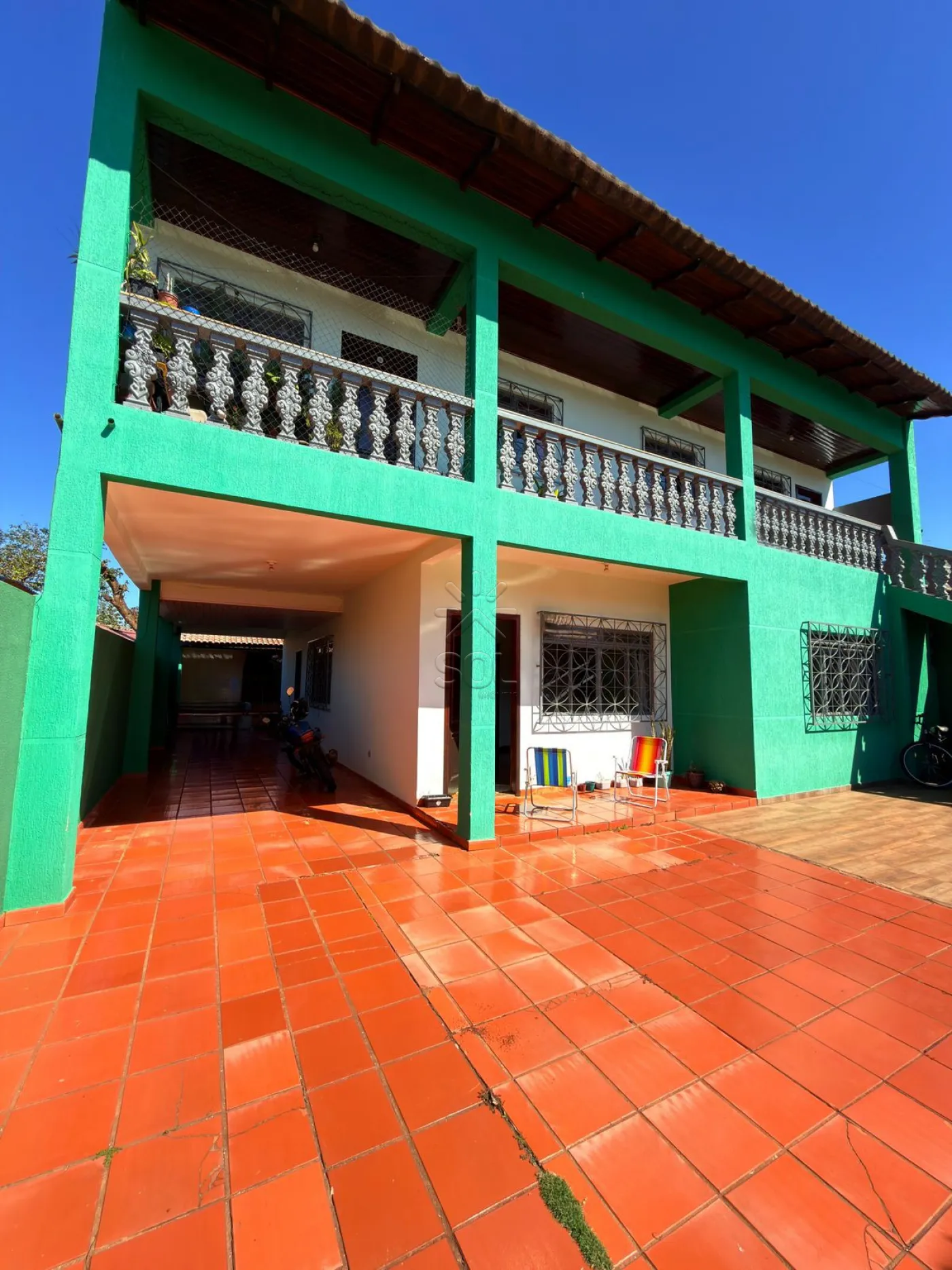 Sobrado à venda no Jardim das Flores em Foz do Iguaçu - 331,18m² construídos em terreno de 300m²