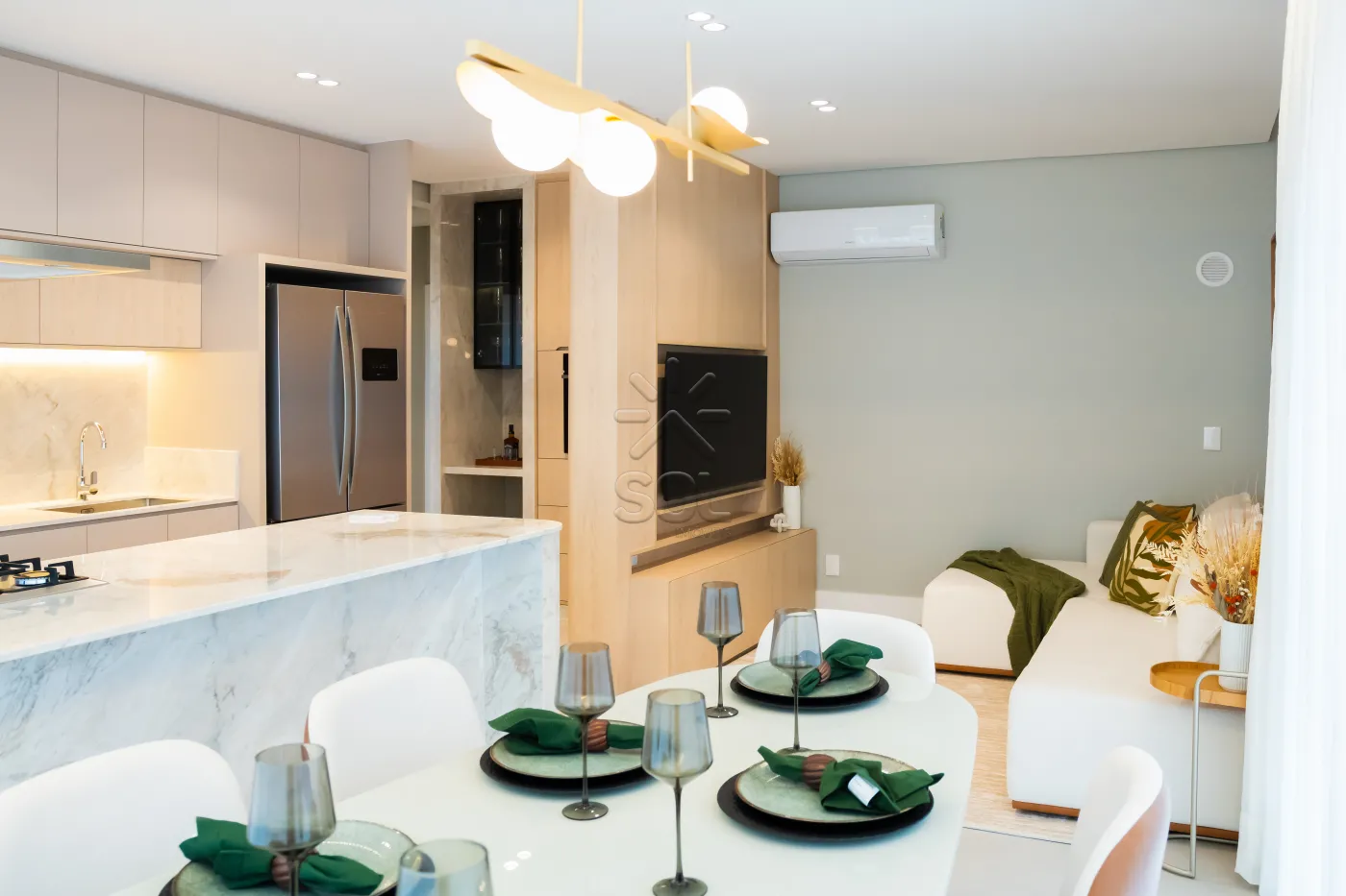 Apartamento giardino mobiliado à venda no Edifício Merídio - Frente-Mar em Balneário Piçarras