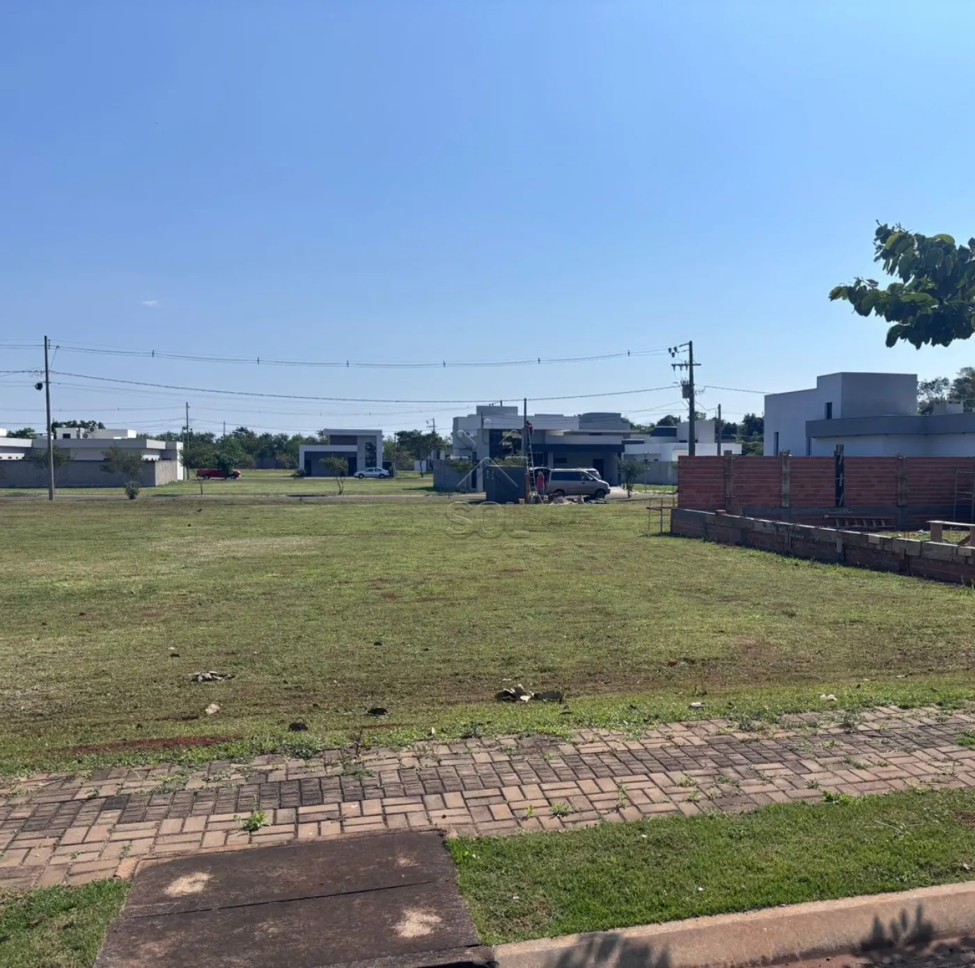 Terreno à Venda no Condomínio Iguaçu em Foz do Iguaçu
